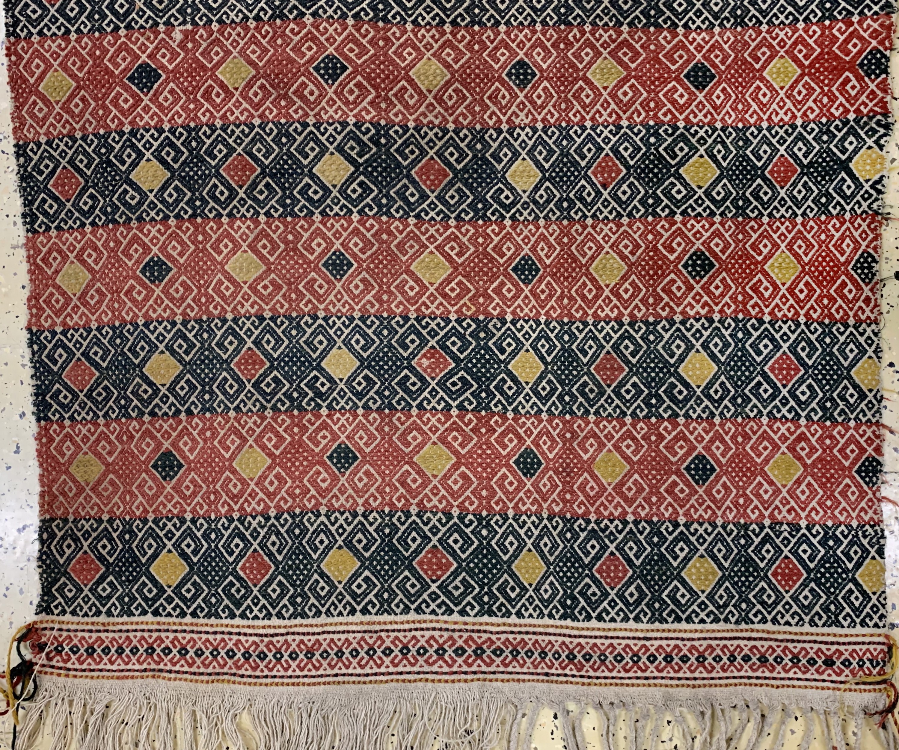 Detail b: Antiker Verneh, Türkei, um 1900, Wolle auf Wolle, ca. 190 x 110 cm, Reinigungsbedürftig, EHZ: 2,aus Sammlungsauflösung