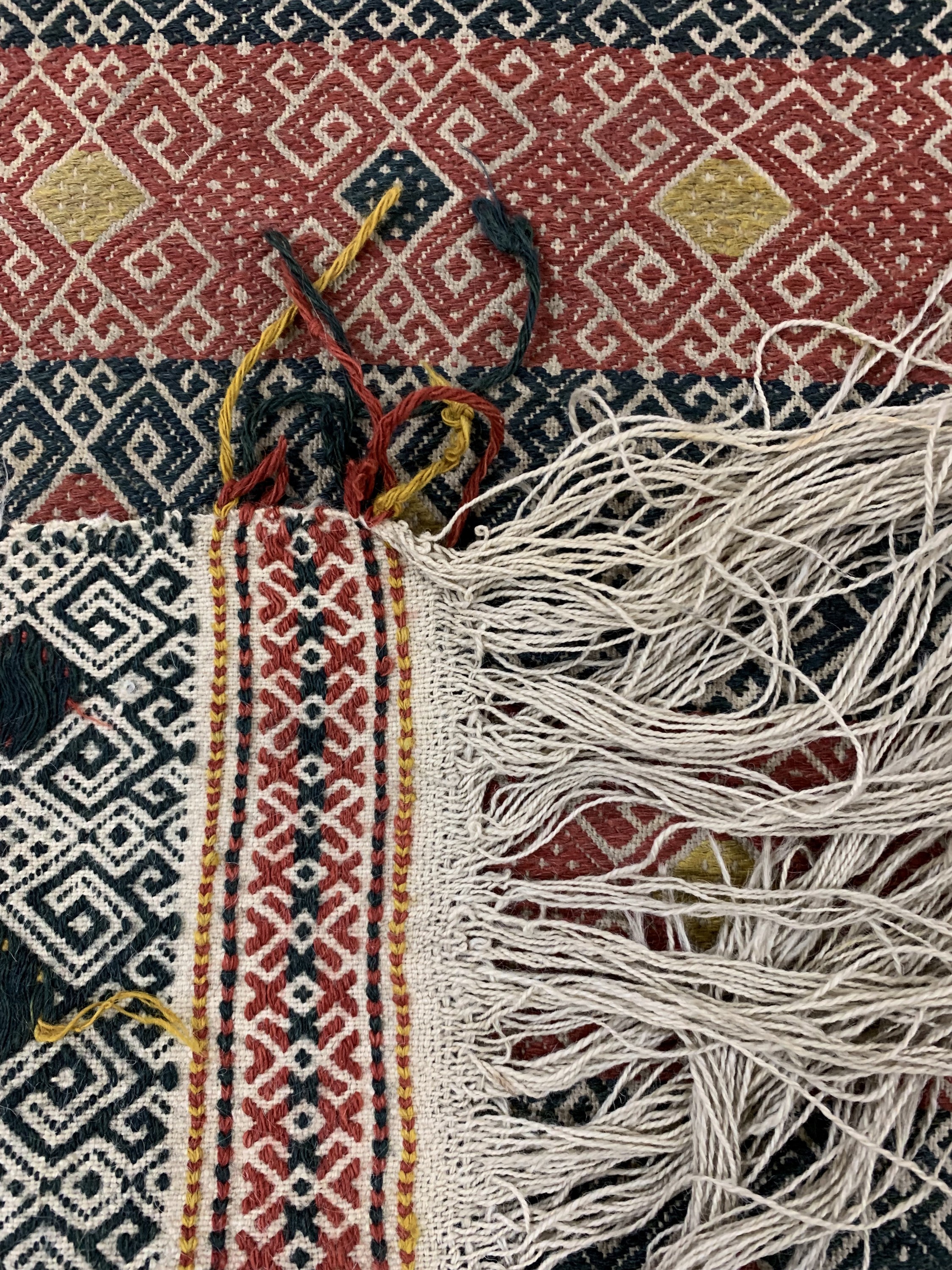 Detail d: Antiker Verneh, Türkei, um 1900, Wolle auf Wolle, ca. 190 x 110 cm, Reinigungsbedürftig, EHZ: 2,aus Sammlungsauflösung