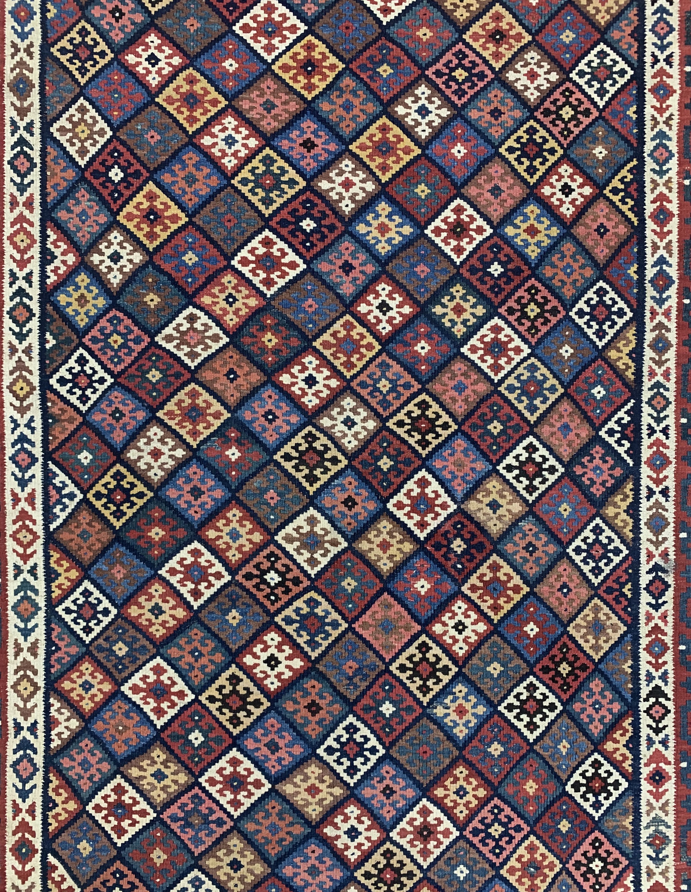Detail d: Ghaschgai Kelim antik, Persien, um 1900, Wolle auf Wolle, ca. 500 x 185 cm, EHZ: 2,aus Sammlungsauflösung