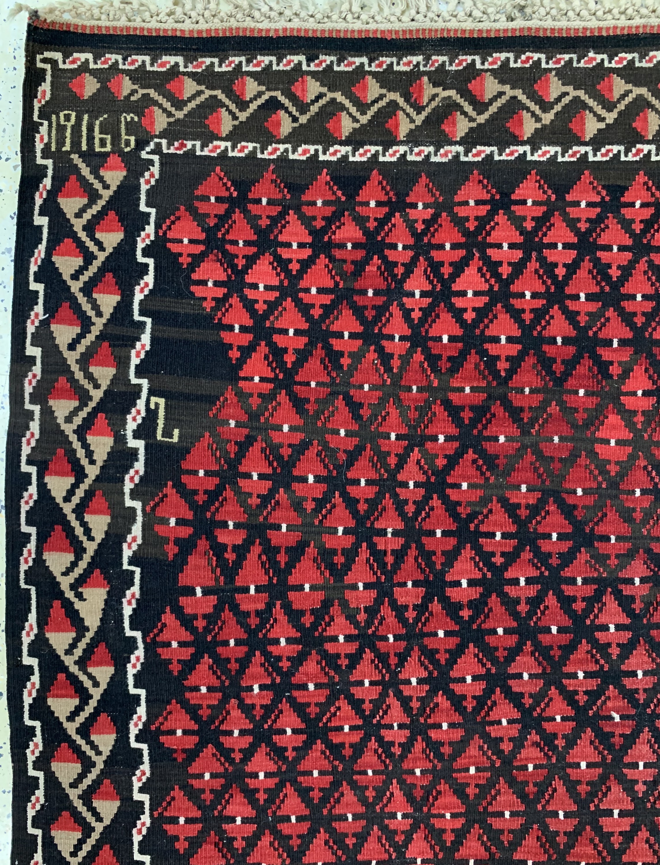 Detail c: Karabagh Kelim, Kaukasus, ca. datiert 1916 Jahre, Wolle auf Wolle, ca. 305 x 180 cm, EHZ:2,aus Sammlungsauflösung