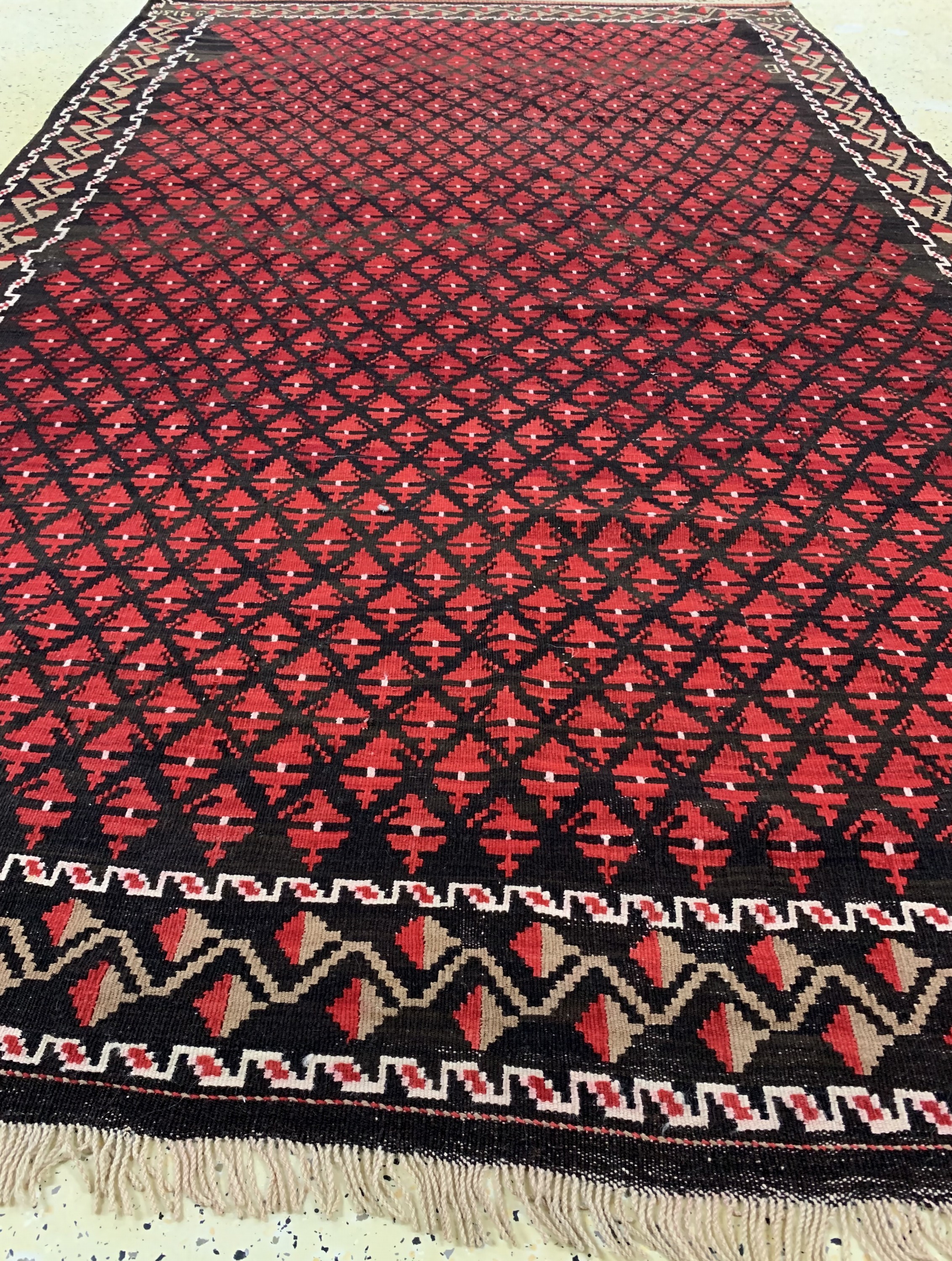 Detail e: Karabagh Kelim, Kaukasus, ca. datiert 1916 Jahre, Wolle auf Wolle, ca. 305 x 180 cm, EHZ:2,aus Sammlungsauflösung