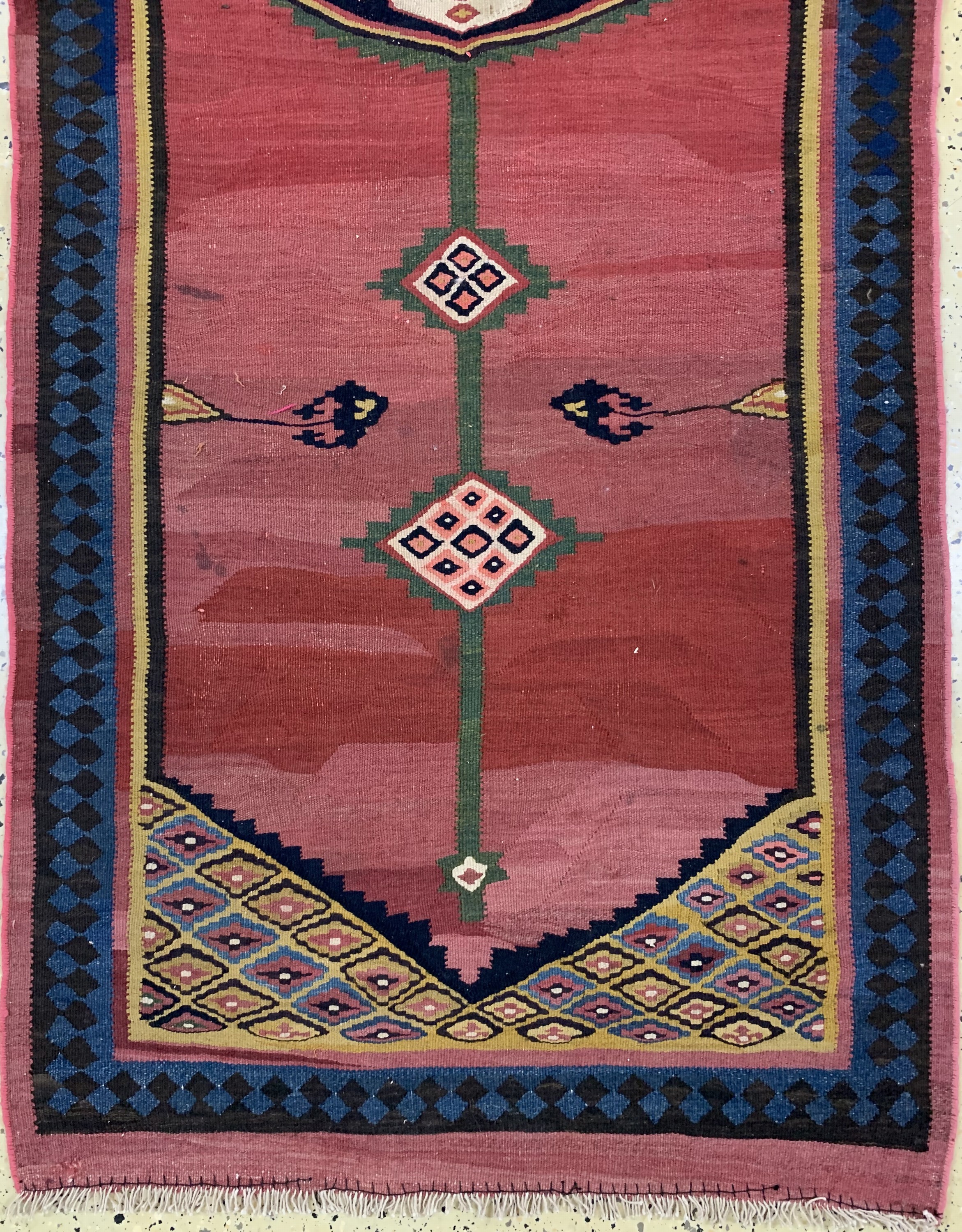 Detail d: Bidjar Kelim antik, Persien, 19.Jhd, Wolle auf Baumwolle, ca. 475 x 96 cm, restauriert, EHZ: 3, (fleckig),aus Sammlungsauflösung