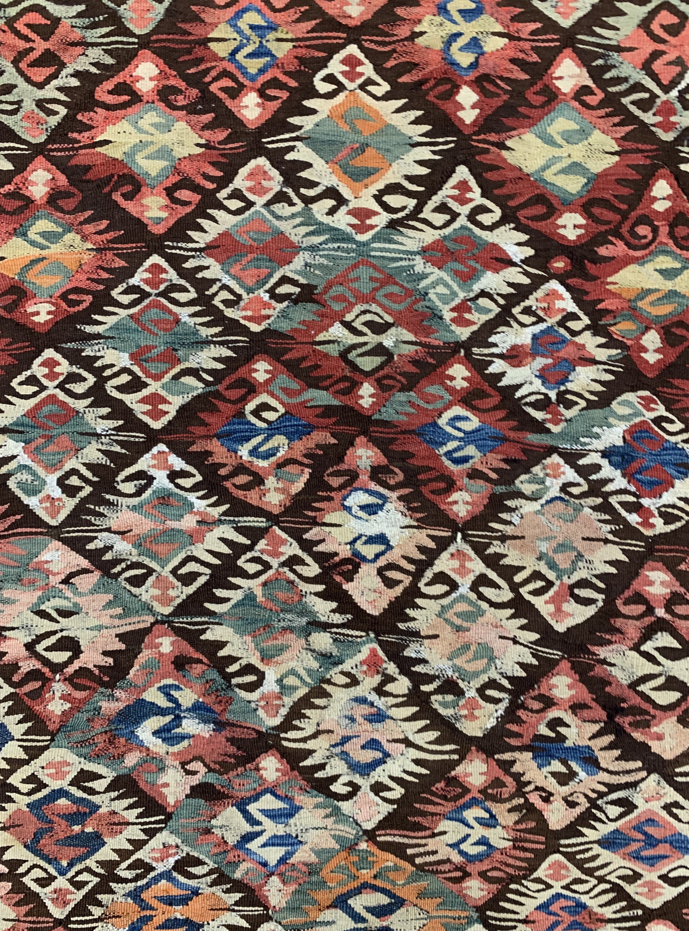 Detail c: Anatol Kelim antik, Türkei, um 1900, Wolle auf Wolle, ca. 217 x 143 cm, EHZ: 2, (kleine Restaurierungen)