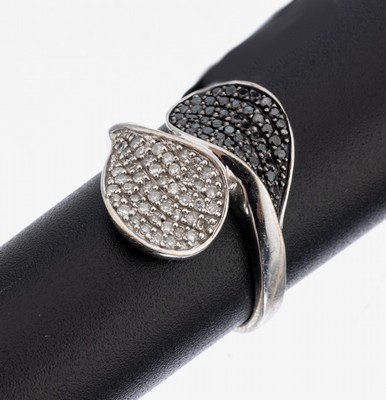 Image 26854046 - 14 kt Gold Diamant-Ring, WG 585/000, 43 8/8-Diamanten 0.60 ct ...