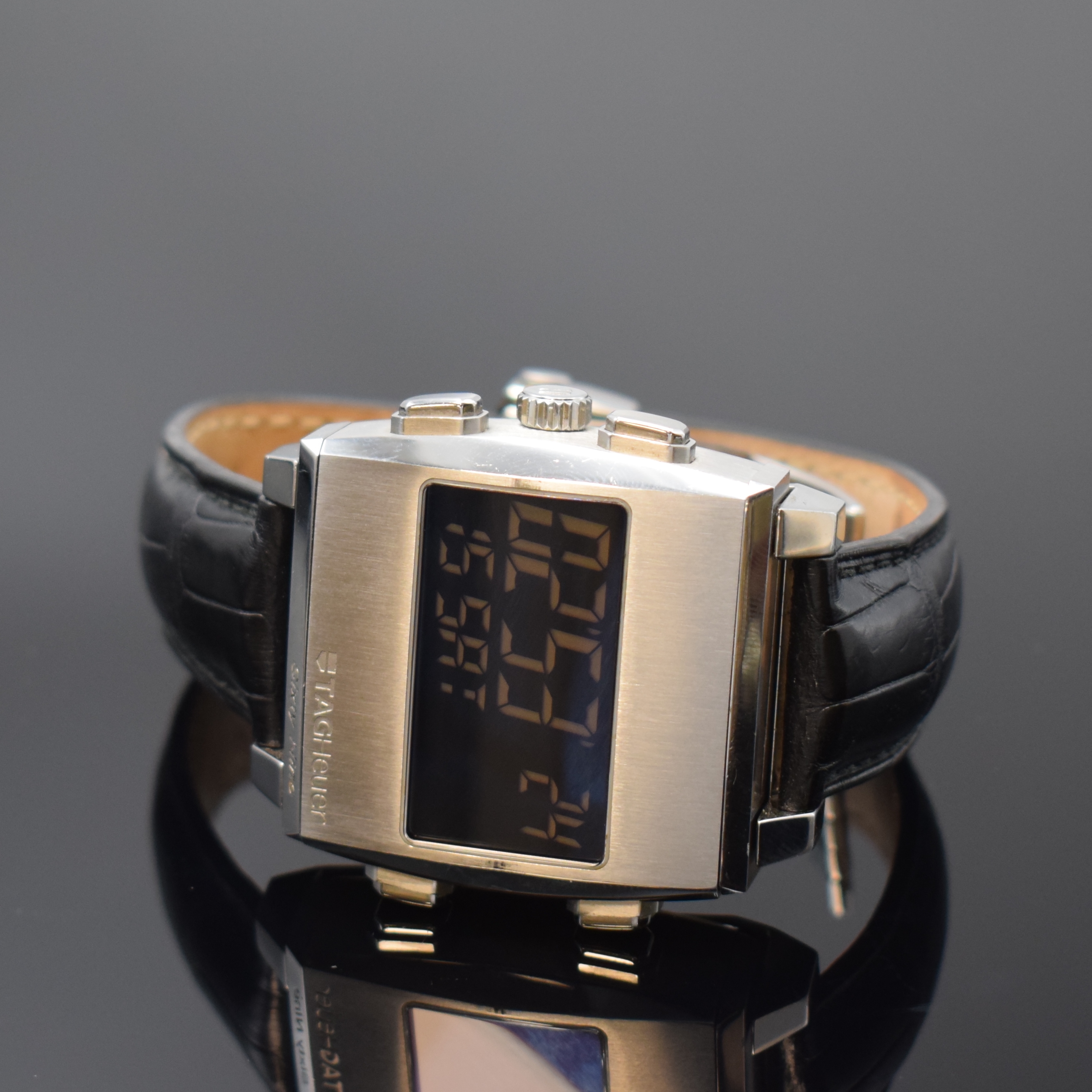 Detail b: TAG HEUER Monaco Sixty Nine Herrenchronograph mit 2 Werken Referenz CW9110-0, Schweiz um 2000, Handaufzug, Edelstahlgeh. m. Wende- Mechanismus, orig. ...