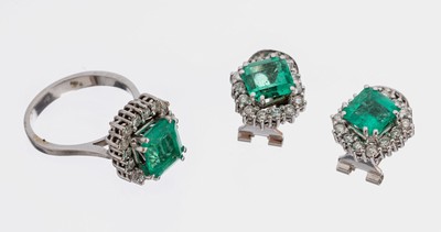Image 18 kt Gold Smaragd-Brillant-Schmuckset, WG 750/000, 3 facett. Smaragd-Karrees zus. ca. ...