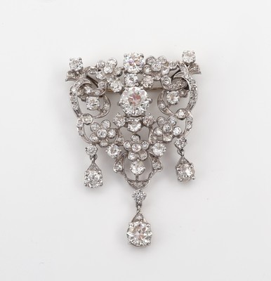 Image 26854169 - 14 kt Gold Diamant Anhänger/Brosche, 1930er/ 40er Jahre. an Kette, WG 585/000, ca. ...