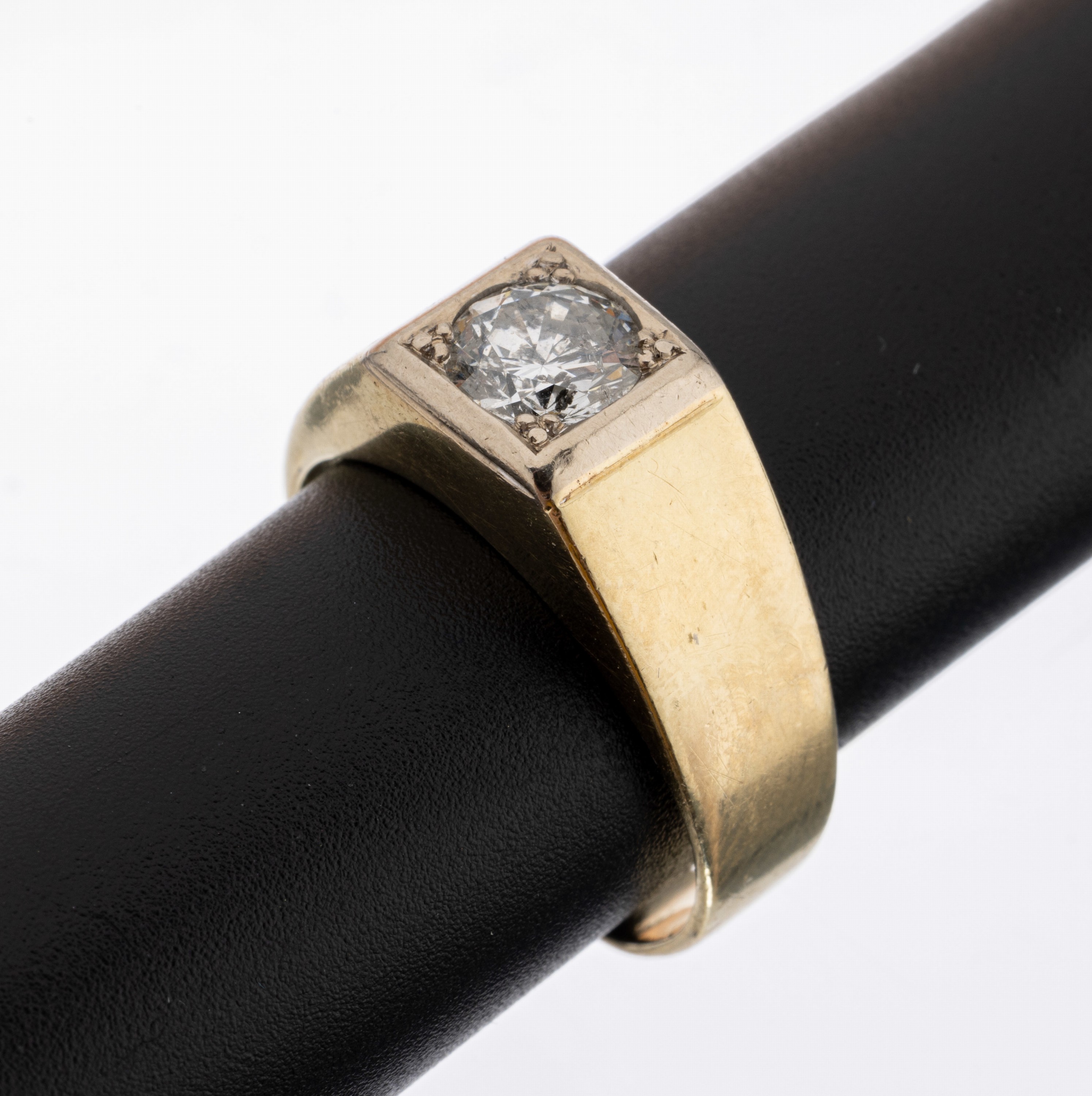 14 kt Gold Brillant-Ring, GG 585/000, Brillant ca. 0.80 ct Weiß/si, ca. 6.8 g, RW 60