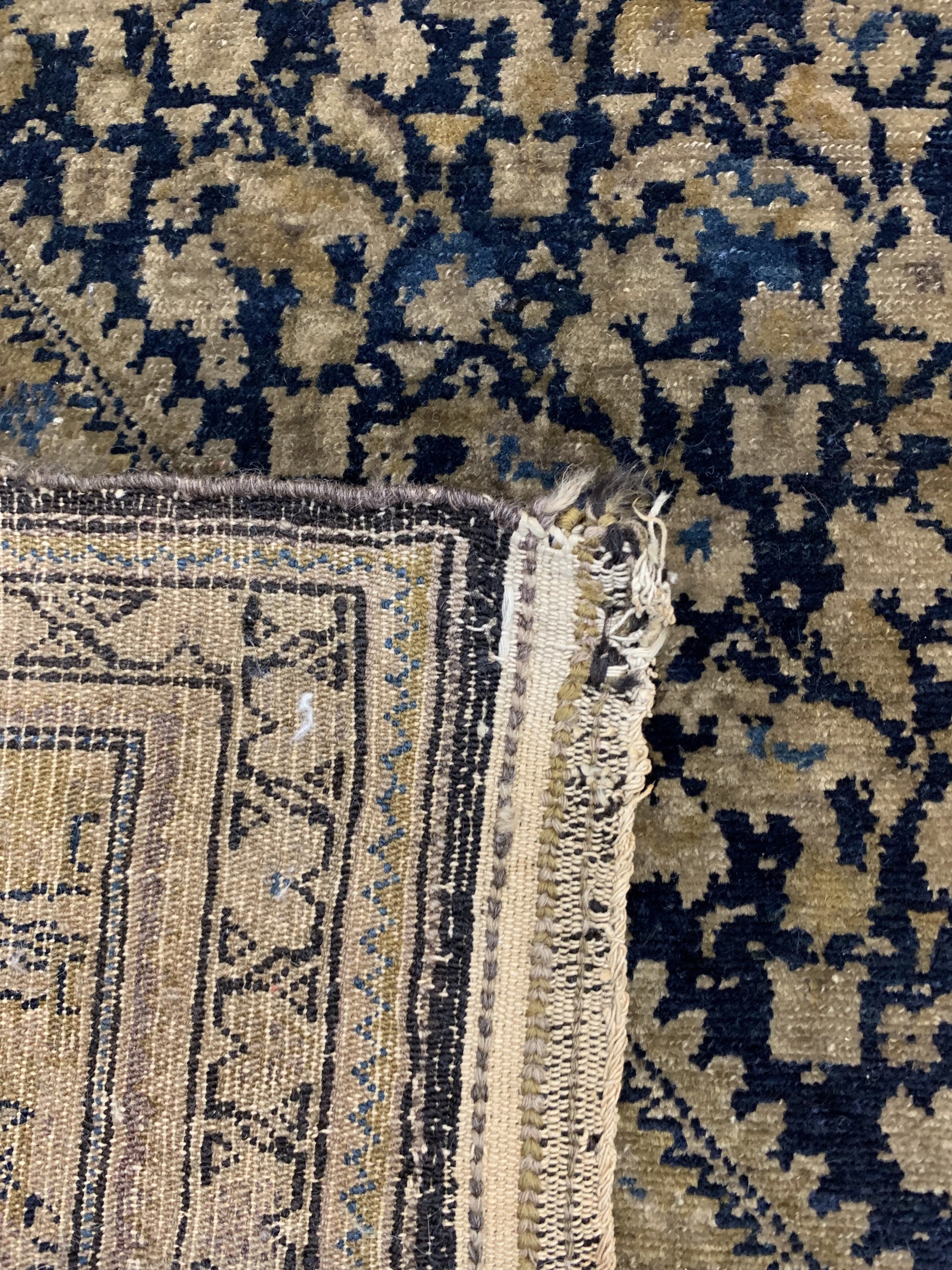 Detail f: Senneh"Pferdedecke"antik, Persien, 19.Jhd, Wolle auf Baumwolle, ca. 150 x 138 cm, EHZ: 3,aus Sammlungsauflösung