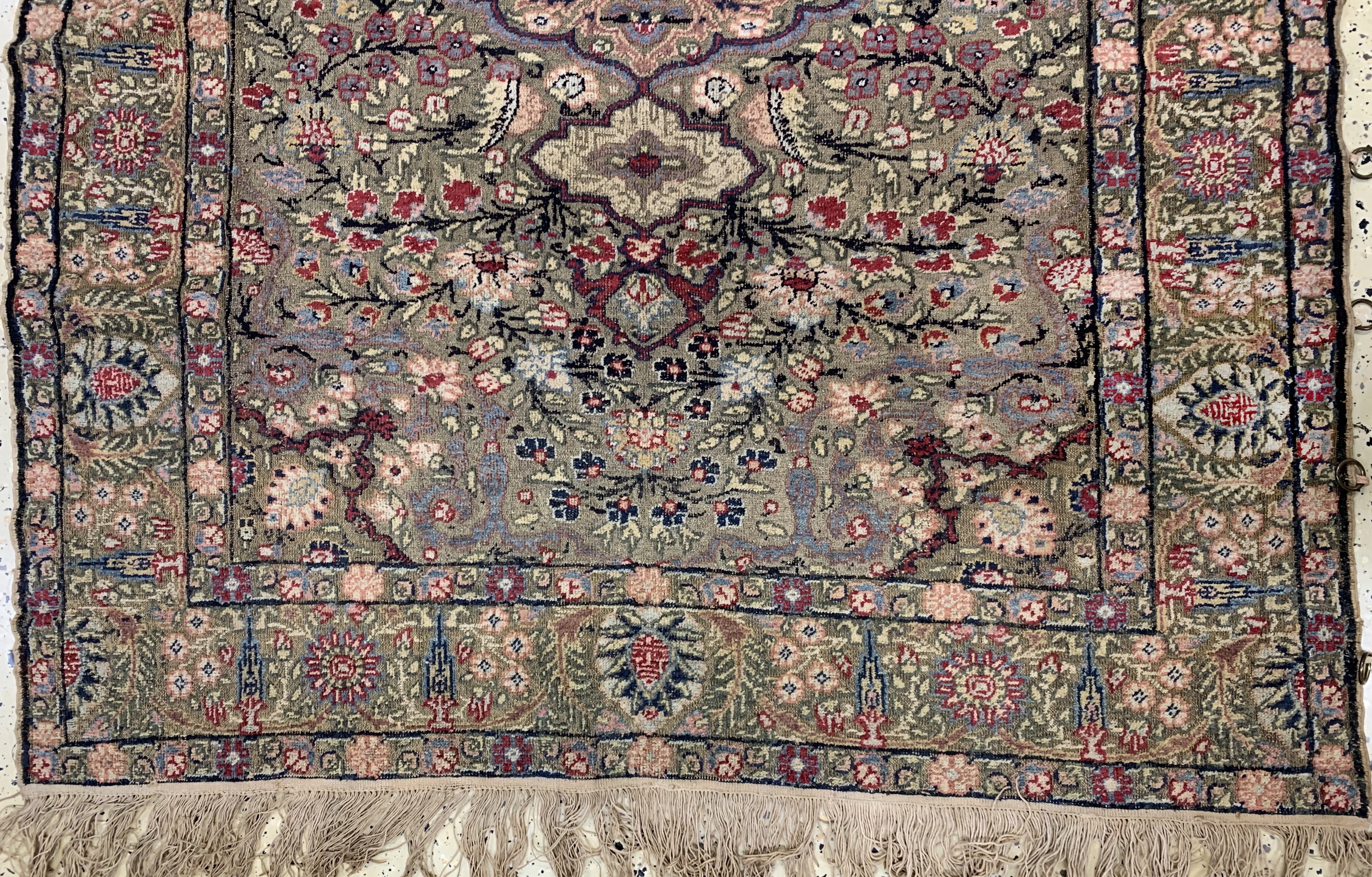 Detail b: Kayseri"Metallbroschiert", Türkei, um 1900,Matall-Wolle auf Baumwolle, ca. 185 x 130 cm, EHZ: 2,aus Sammlungsauflösung