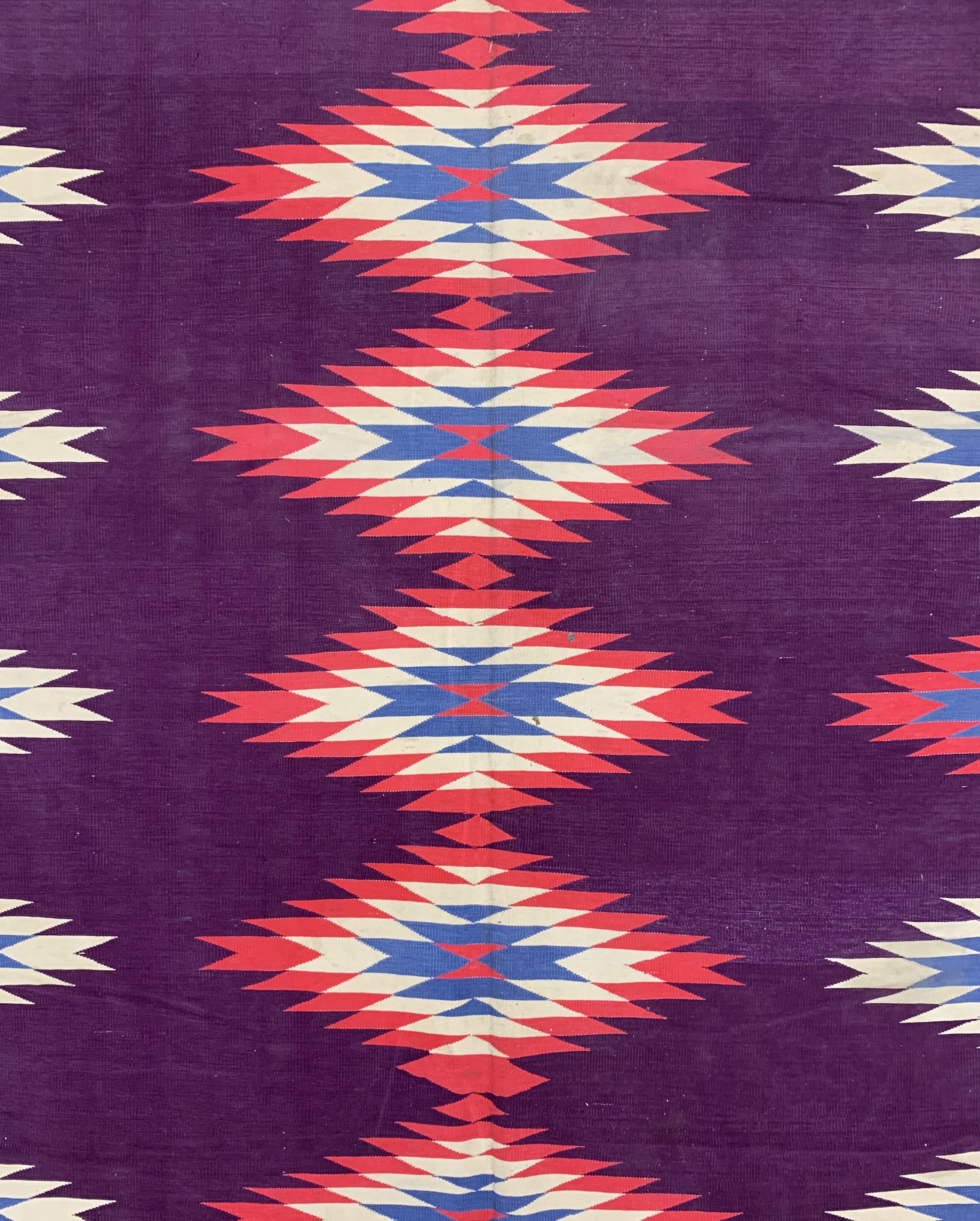 Detail c: Duri Kelim, Indien, Mitte 20.Jhd, merzerisierte Baumwolle, ca. 490 x 280 cm, Reinigungsbedürftig, EHZ: 2