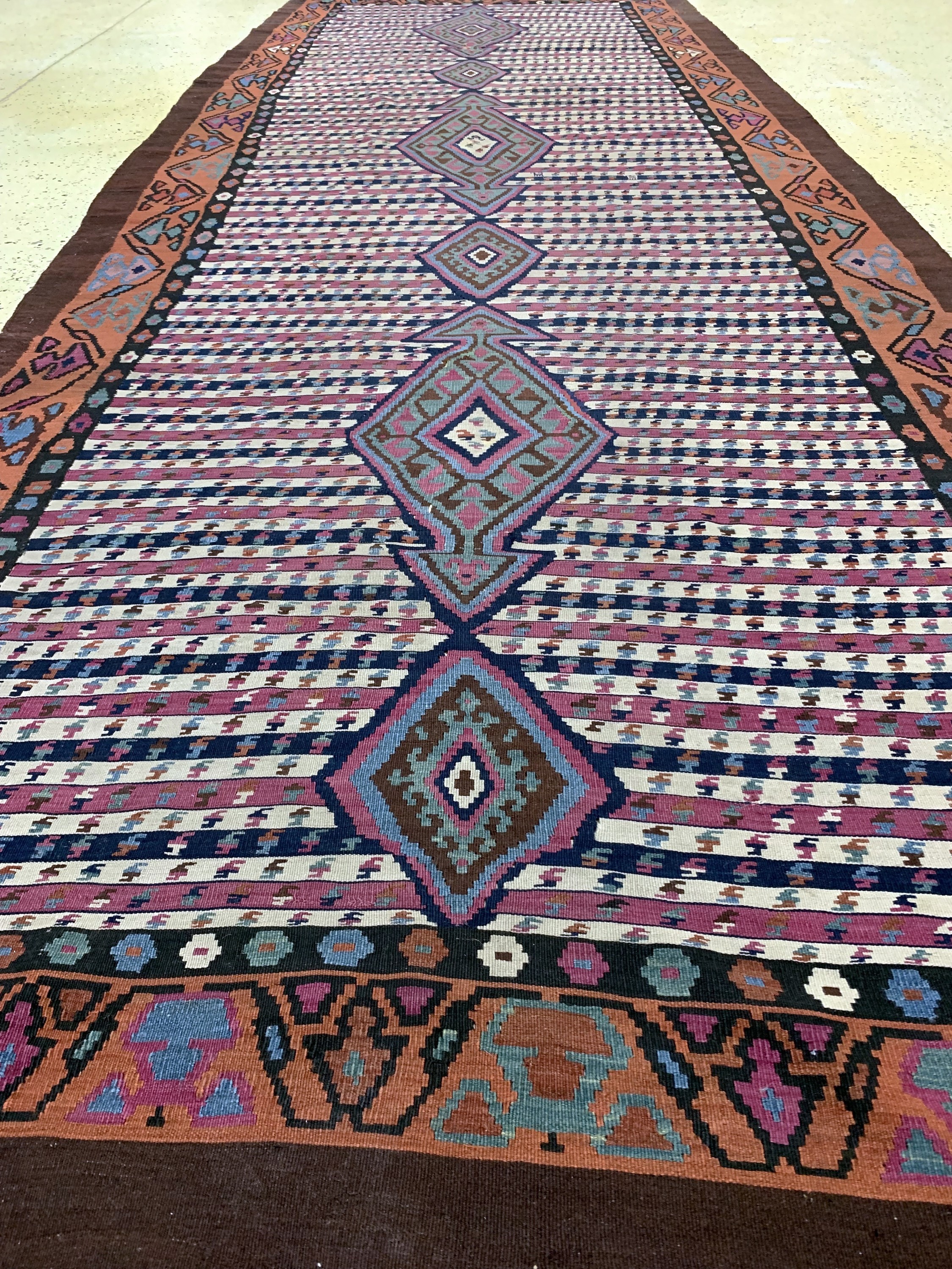 Detail e: Antiker Bidjar Kelim, Persien, 19.Jhd, Wolle auf Wolle, ca. 470 x 162 cm, EHZ: 2, (Restaurierungen)