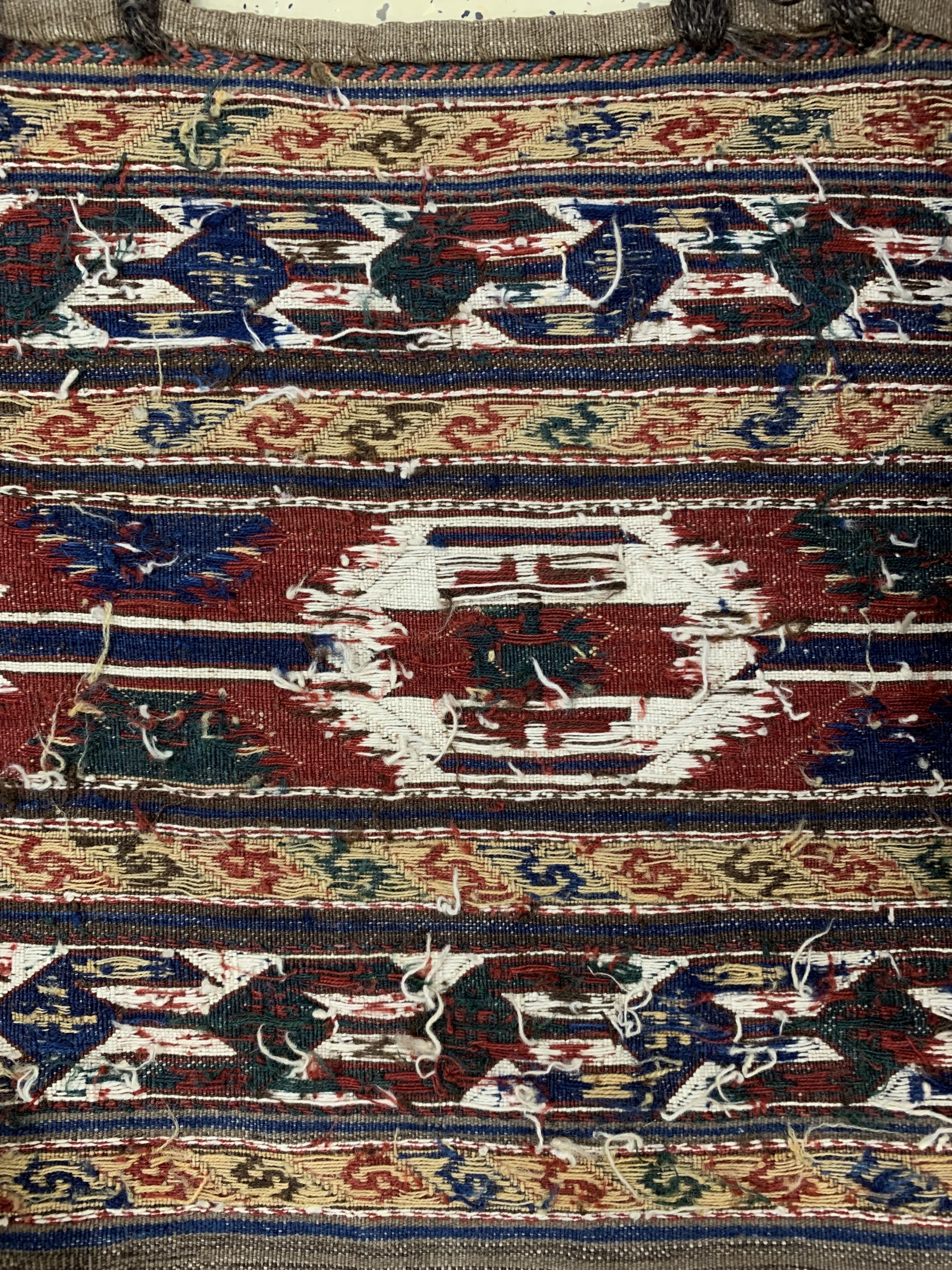 Detail d: Shahsawan Mafrasch, Persien, um 1900, Wolleauf Wolle, ca. 110 x 55 x 40 cm, EHZ: 2