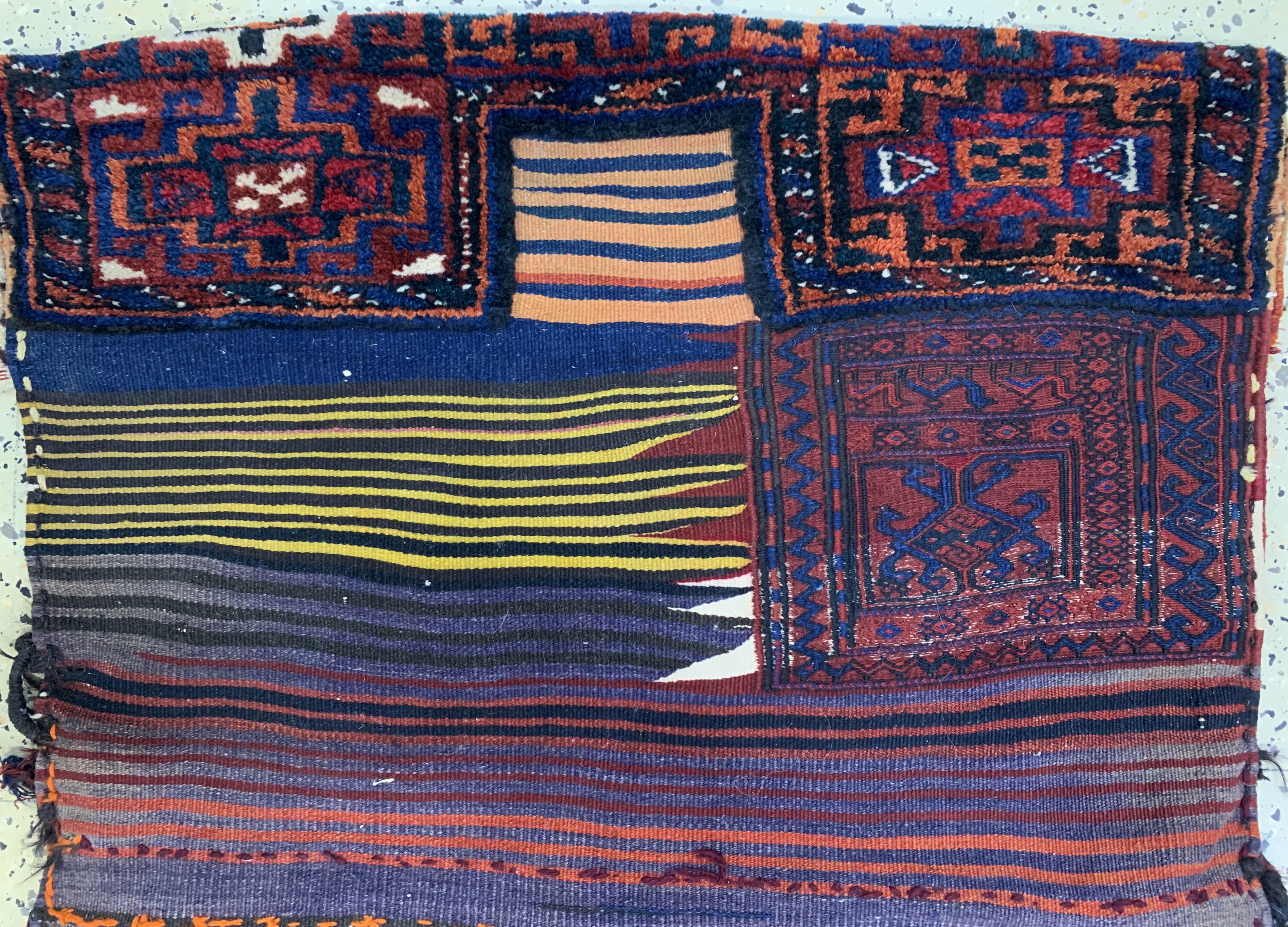 Detail c: Afschar"Khordjin", Persien, Anfang 20.Jhd, Wolle auf Wolle, ca. 130 x 95 cm, EHZ: 2