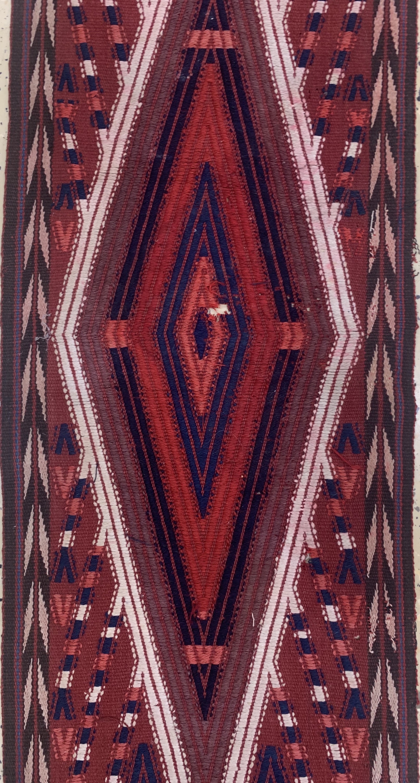 Detail c: Yomud"Zeltband"antik, Turkmenistan, um 1900, Wolle auf Wolle, ca. 1650 x 35 cm, EHZ: 2-3(kleine Löcher).