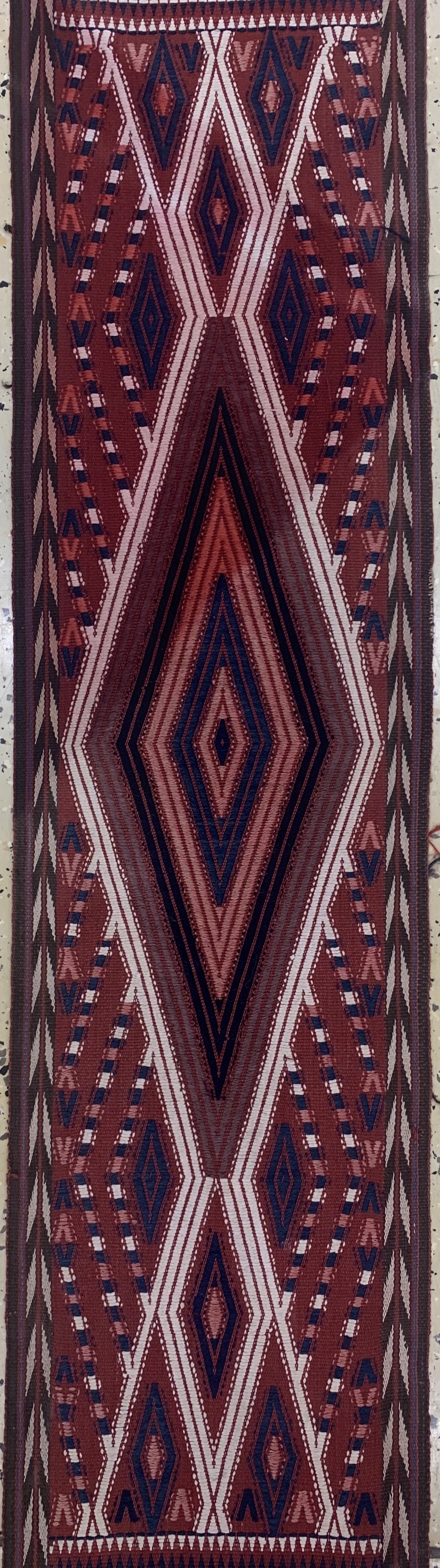Detail e: Yomud"Zeltband"antik, Turkmenistan, um 1900, Wolle auf Wolle, ca. 1650 x 35 cm, EHZ: 2-3(kleine Löcher).