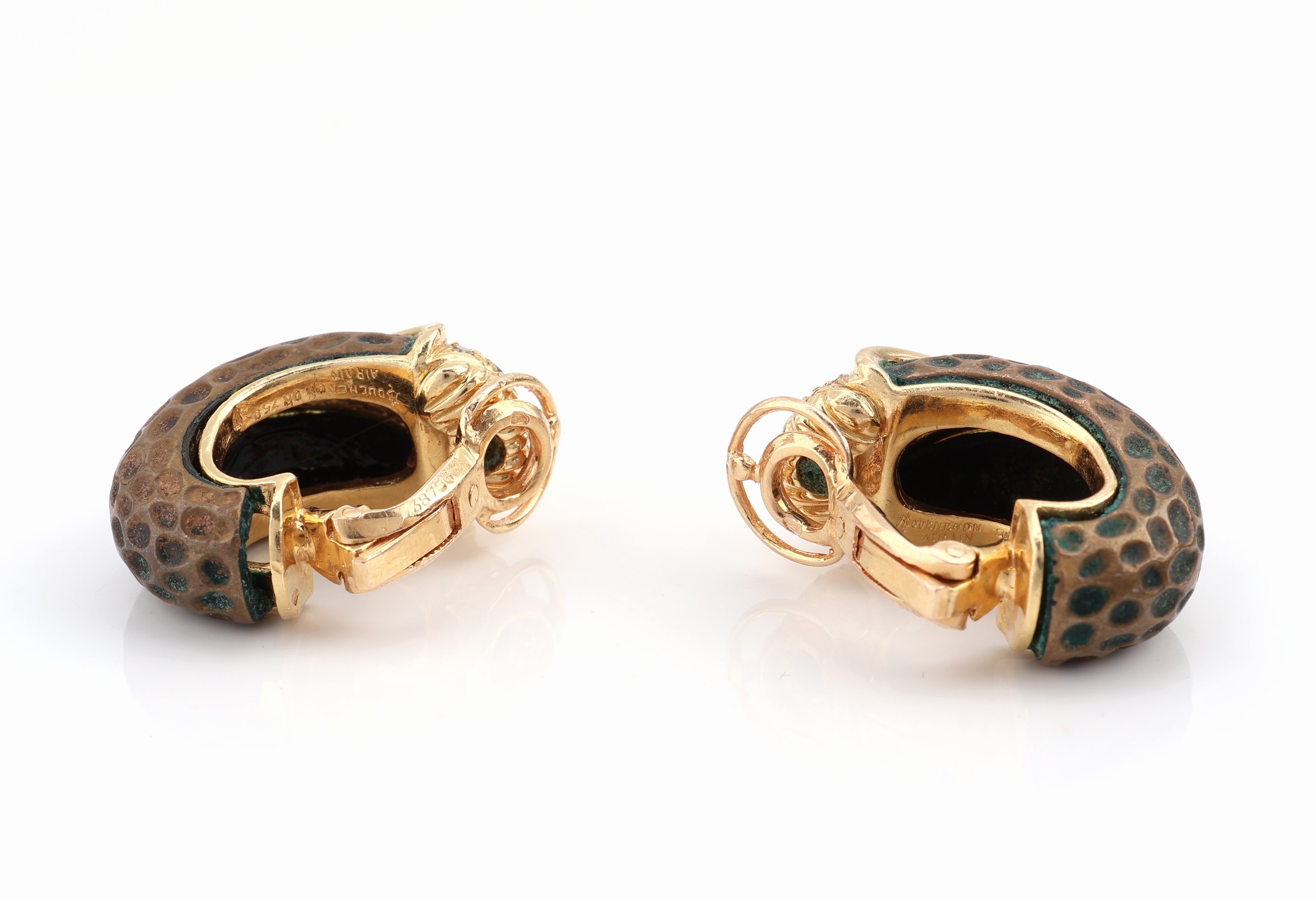 Detail b: Paar 18 kt Gold BOUCHERON Diamant-Ohrclips, GG 750/000, außergewöhnlich mit Kupfereinlage, 32 Brillanten und 8/8-Diamantenzus. ca. 0.60 ct feines ...