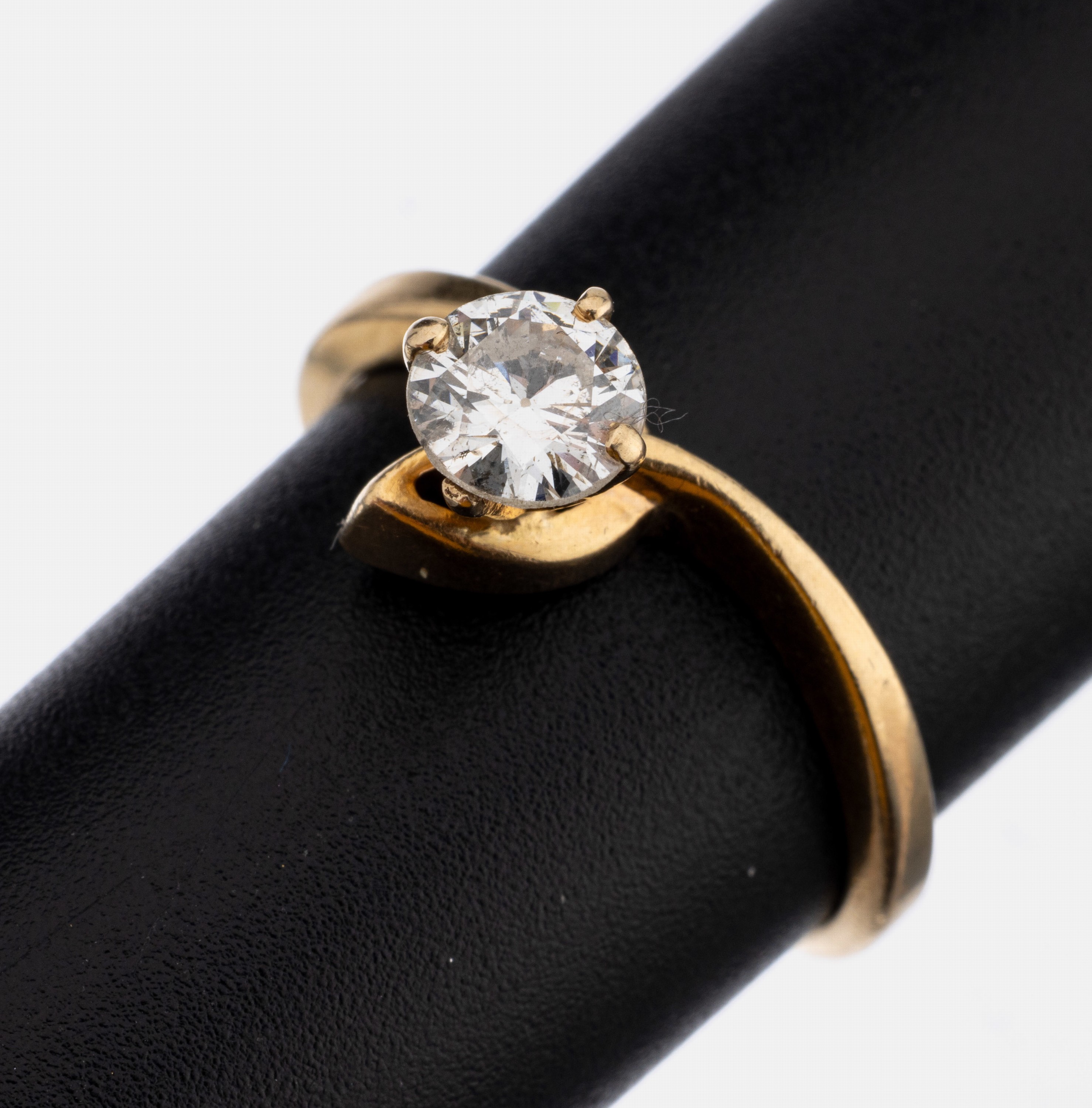 14 kt Gold Brillant-Ring, GG 585/000, 1 Brillant ca. 0.50 ct Weiß/p1, RW 54, ca. 2.8 g