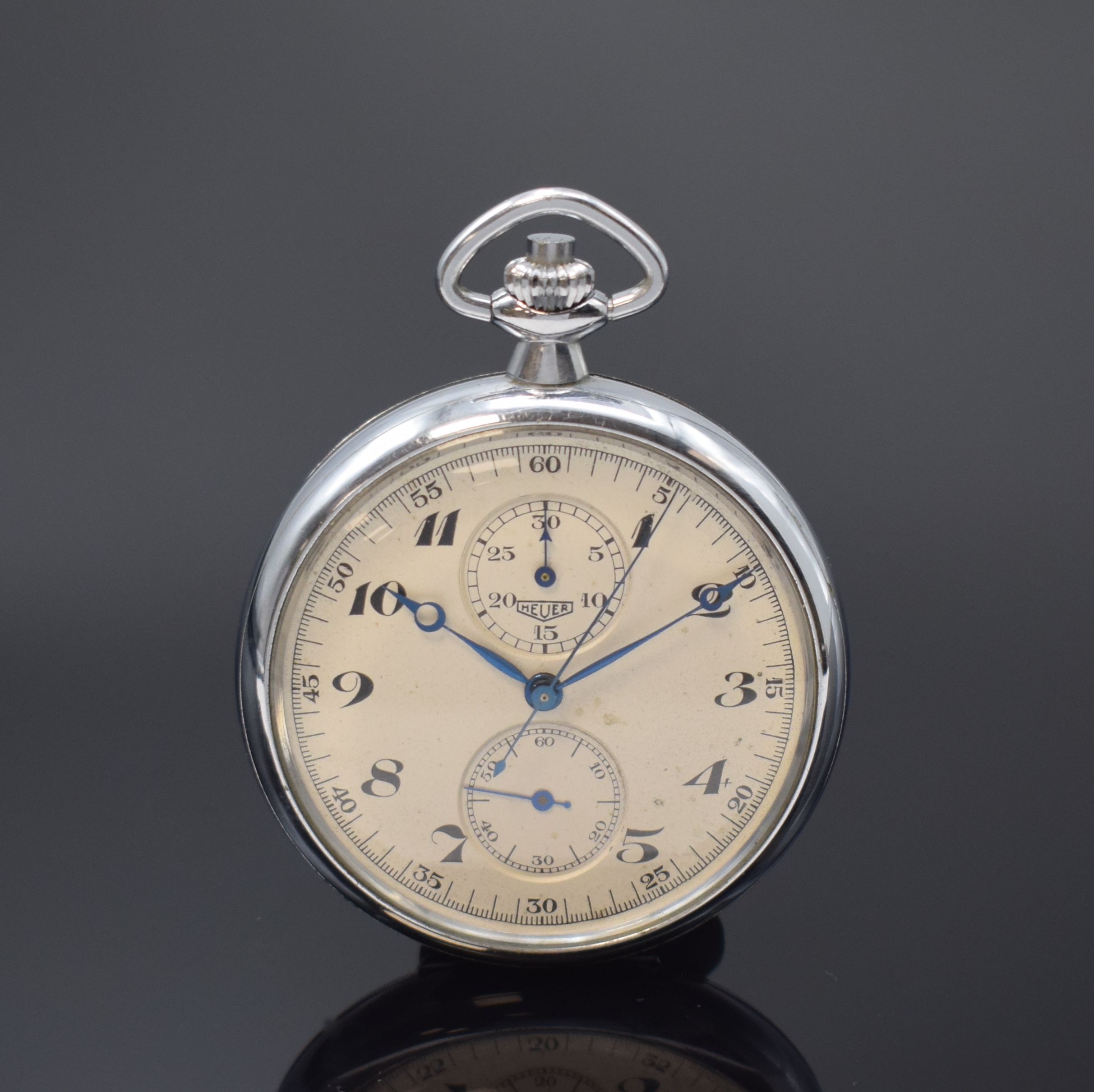 HEUER Taschenuhr-Schaltradchronograph, Handaufzug, Schweiz um 1930, Metall verchromt, Scharnierboden, Glasrand aufgedr., matt vers. Zifferblatt ...