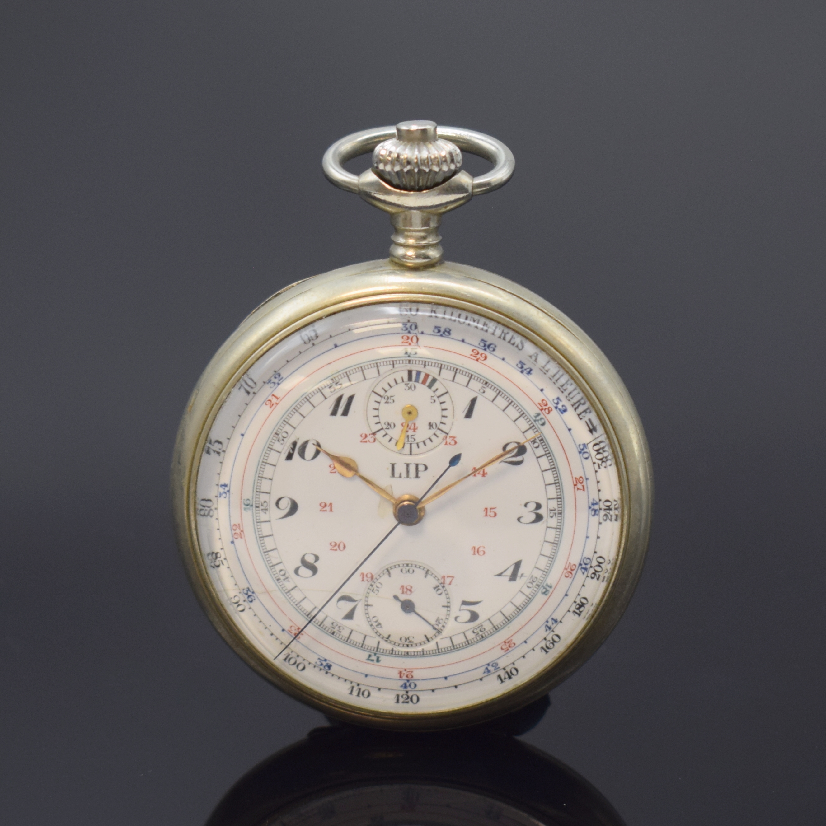 LIP offene Herrentaschenuhr mit Schaltradchronograph, Schweiz f. franz. Markt um 1920, Nickelgeh. dell., Emailzifferbl. mit arab. Zahlen und ...