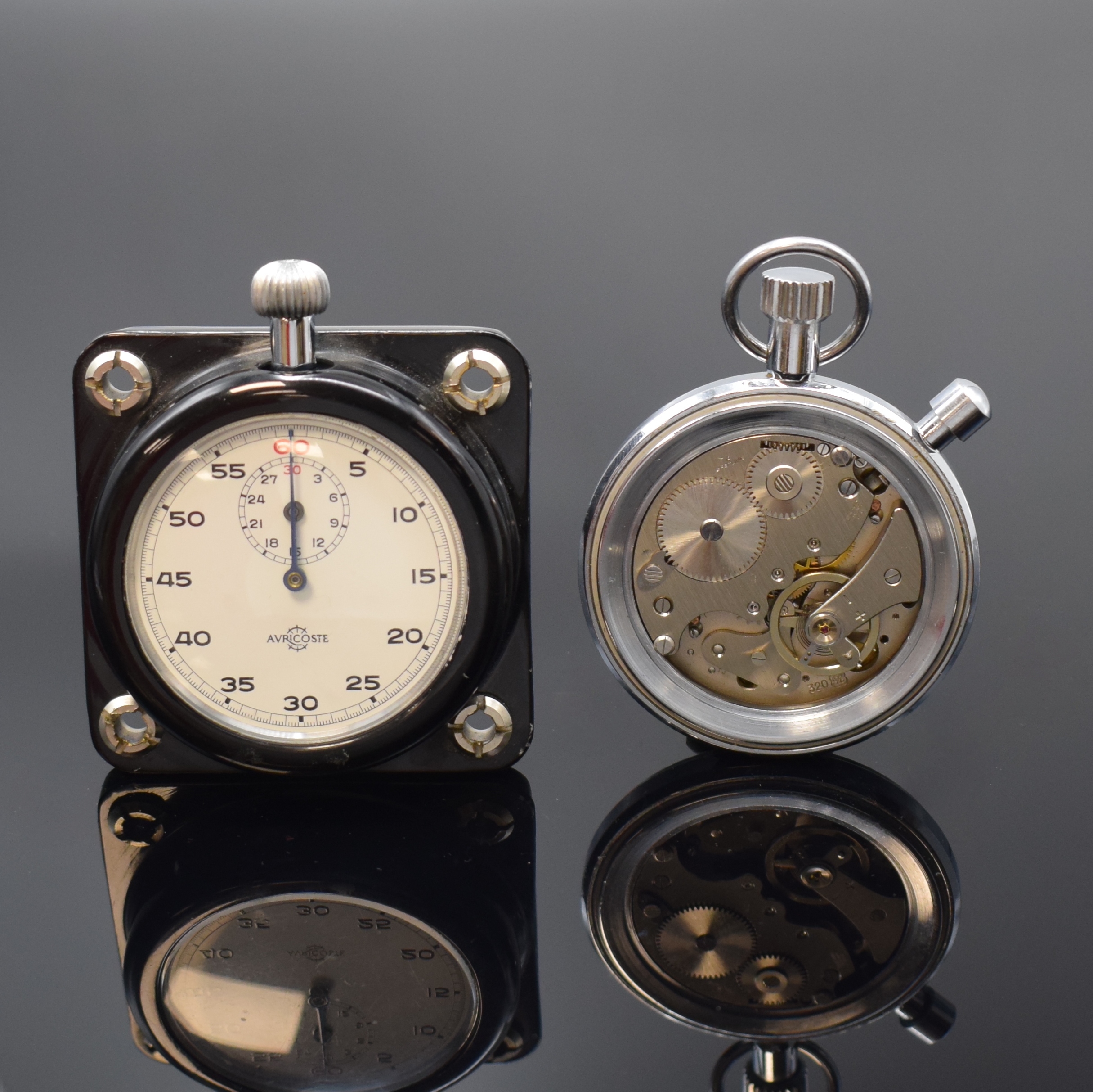Detail b: BREITLING und AURICOSTE 2 Einhandstoppuhren,Schweiz 1960/70er Jahre, Breitling: verchr. Metallgeh., 60-Sek.- und 30 Min.-Stoppz., Kal. Valjoux 320, ...