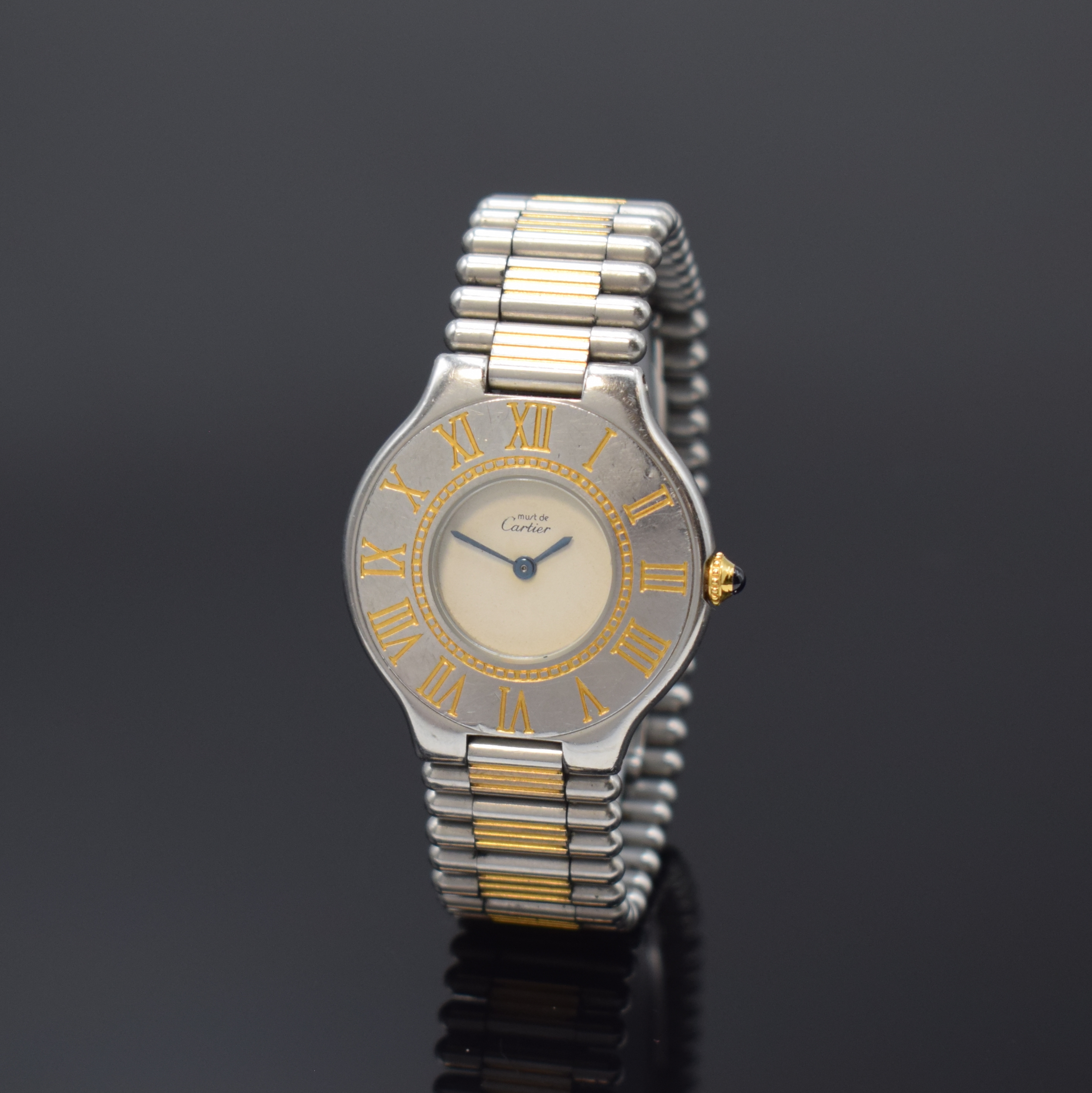 CARTIER Linie 21 Armbanduhr, Schweiz um 1990, quarz, z. T. verg. Edelstahlgeh. inkl. orig. Gliederband m. dopp. Faltschl., Boden 6-fach verschr., ...