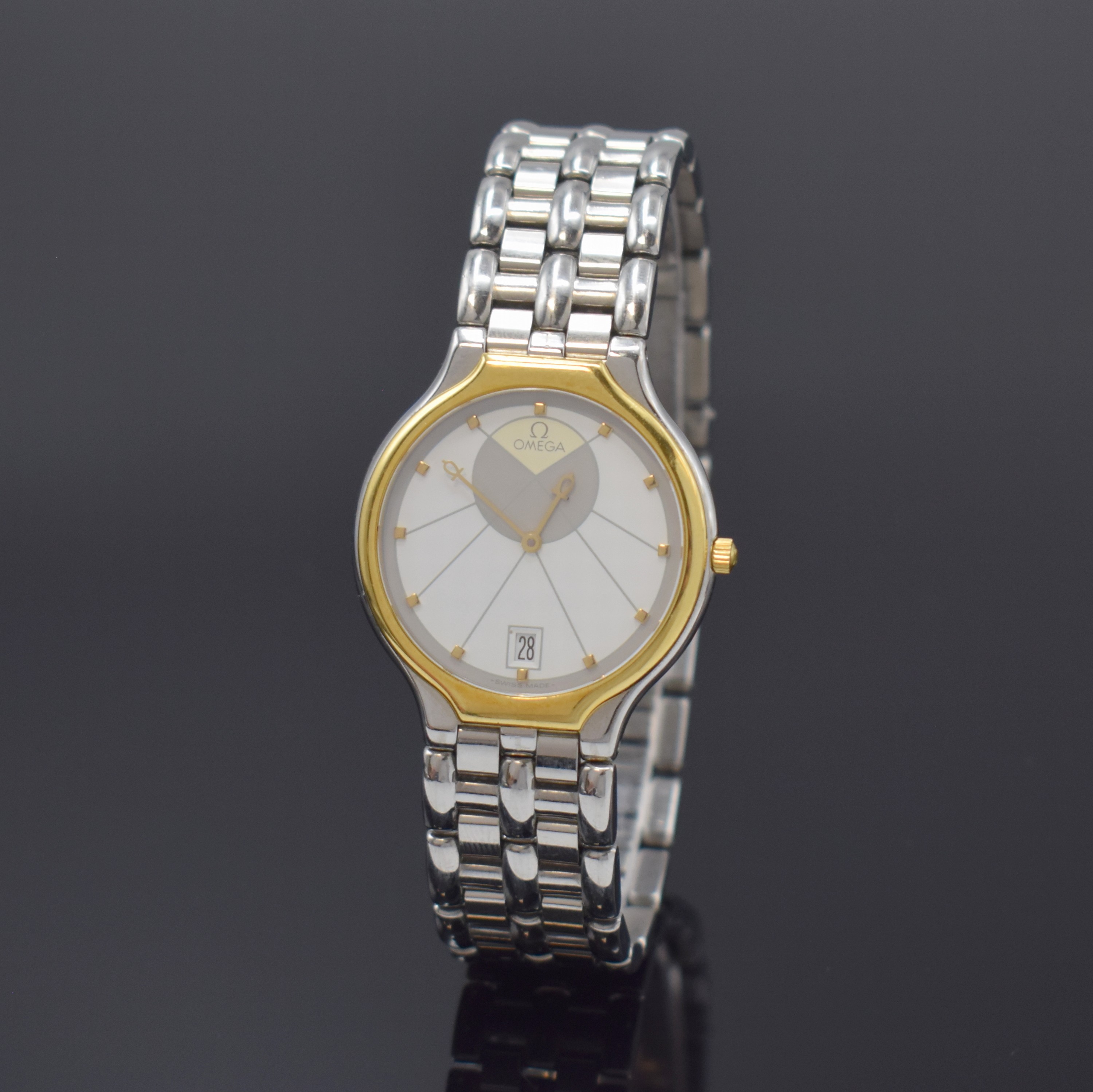 OMEGA De Ville Armbanduhr in Stahl/Gold Referenz 196.0316, Schweiz um 2000, quarz, Boden aufgedr., orig. Gliederband m. Faltschl., weißes Zifferbl. ...