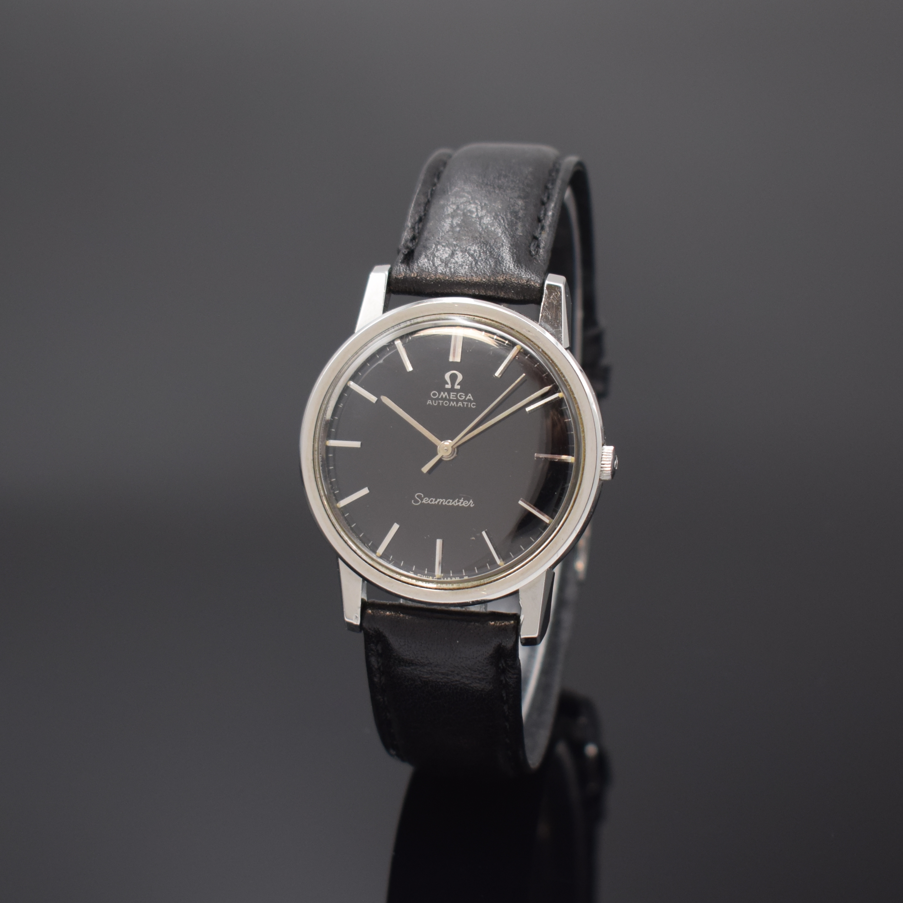 OMEGA Seamaster Herrenarmbanduhr in Stahl Referenz 165.003, Schweiz um 1963, Automatik, Lederband m. orig. Dornschl., Boden m. Seepferdchenlogo ...