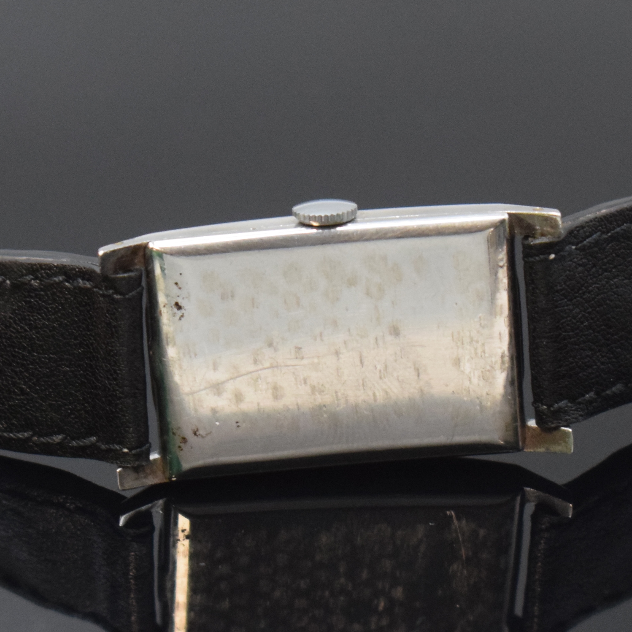 Detail c: VACHERON & CONSTANTIN Geneve sehr seltene rechteckige Armbanduhr in Stahl, Handaufzug, Schweiz um 1935, 2-teil. Geh., Boden aufgedr., silb. ...