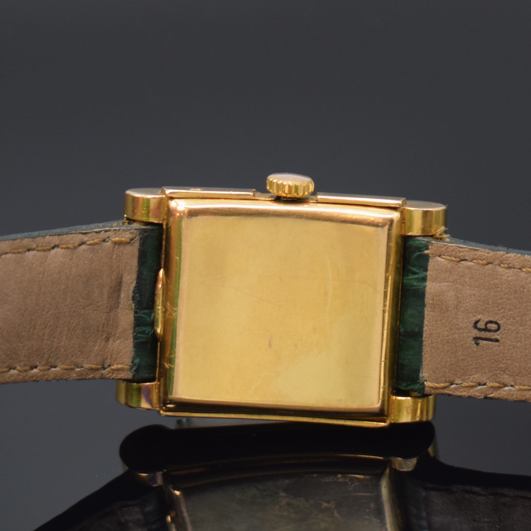 Detail c: VACHERON & CONSTANTIN Geneve seltene, rechteckige Armbanduhr in RG 750/000, Handaufzug, Schweiz um 1937, 2-teil. Geh., Boden aufgedr., verd. ...