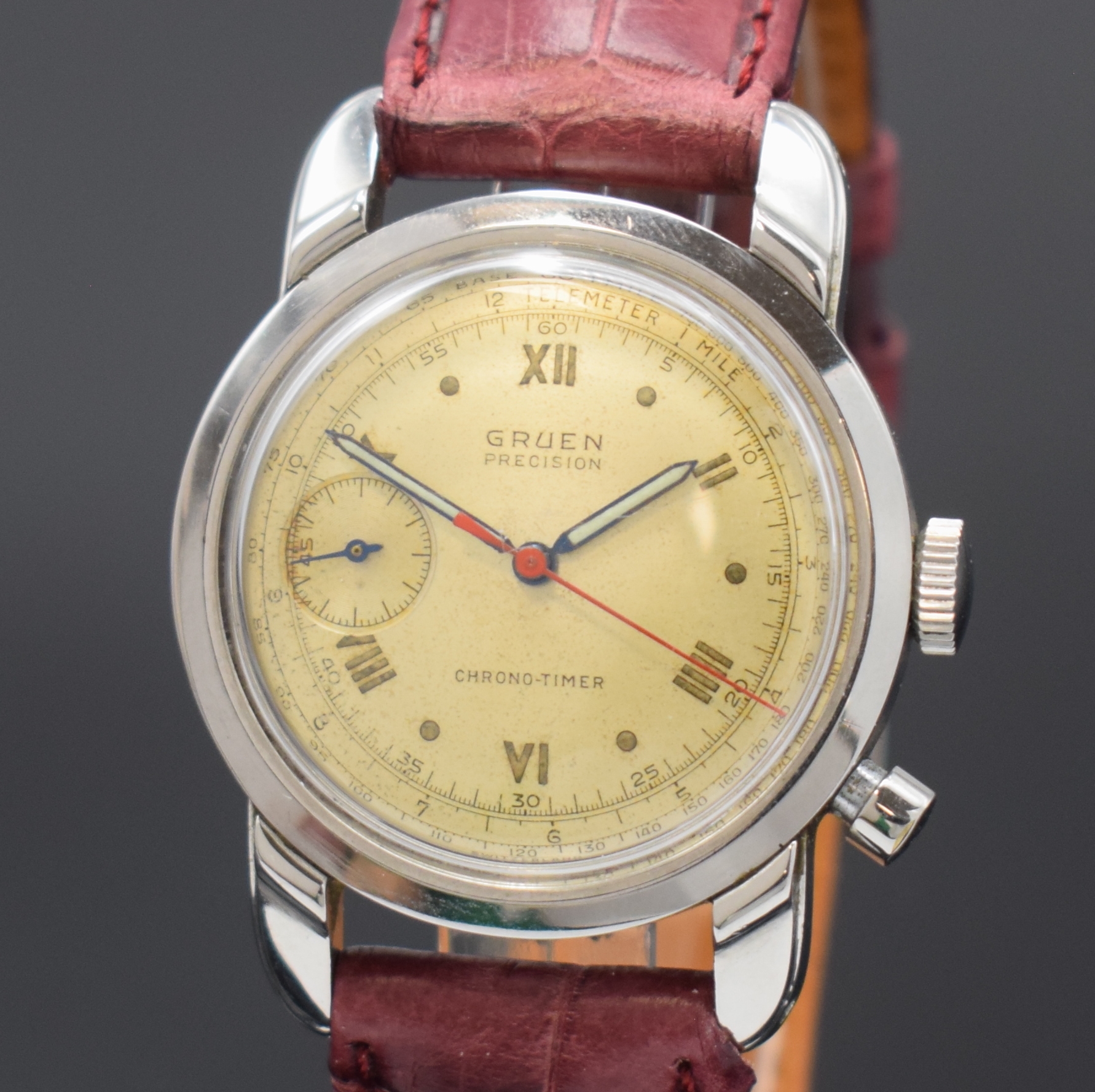 Detail a: GRUEN Precision Chrono-Timer seltener Eindrücker-Schaltradchronograph in Stahl, Handaufzug, Schweiz um 1955, Boden verschr., silb. orig. Zifferbl. ...