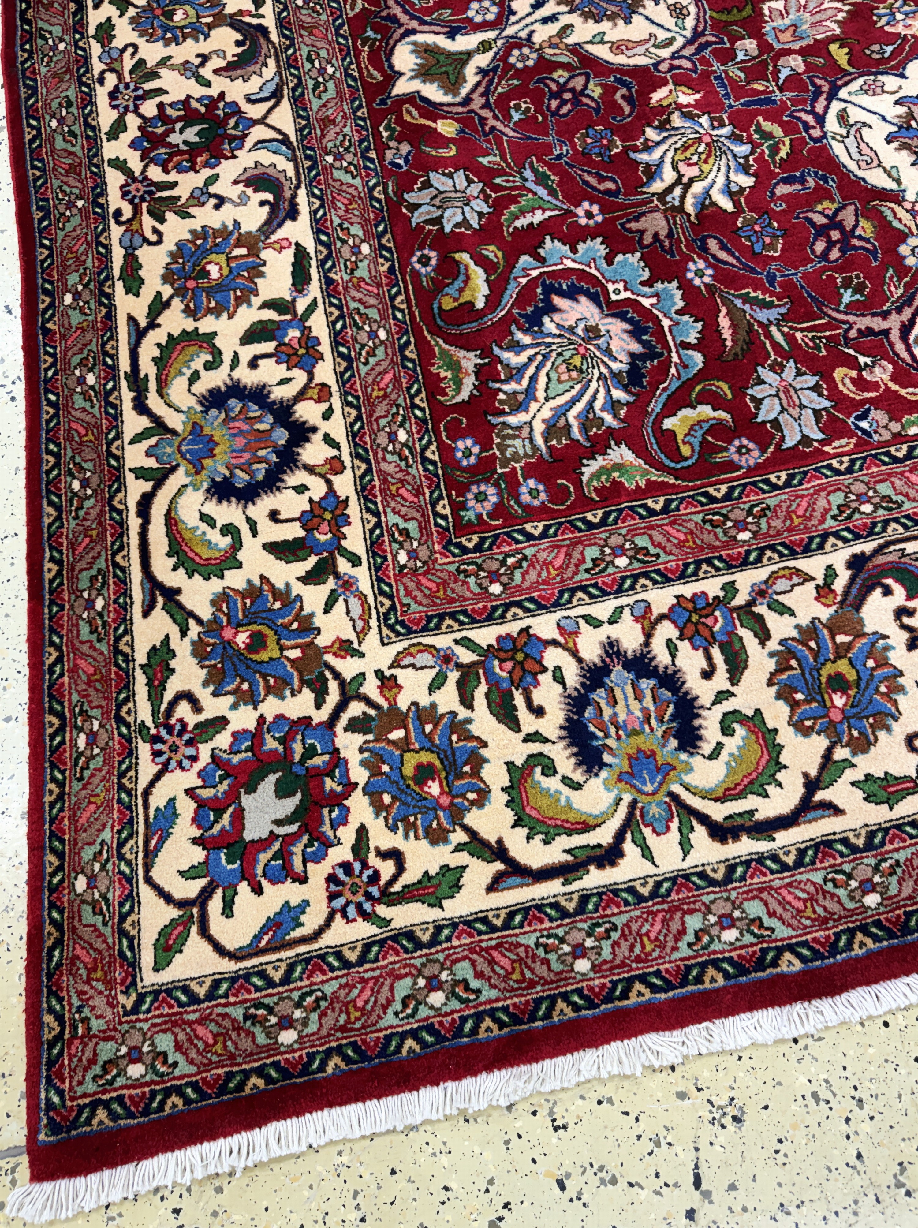 Detail c: Täbriz alt, Persien, Mitte 20.Jhd, Wolle auf Baumwolle, ca. 404 x 288 cm, EHZ: 2