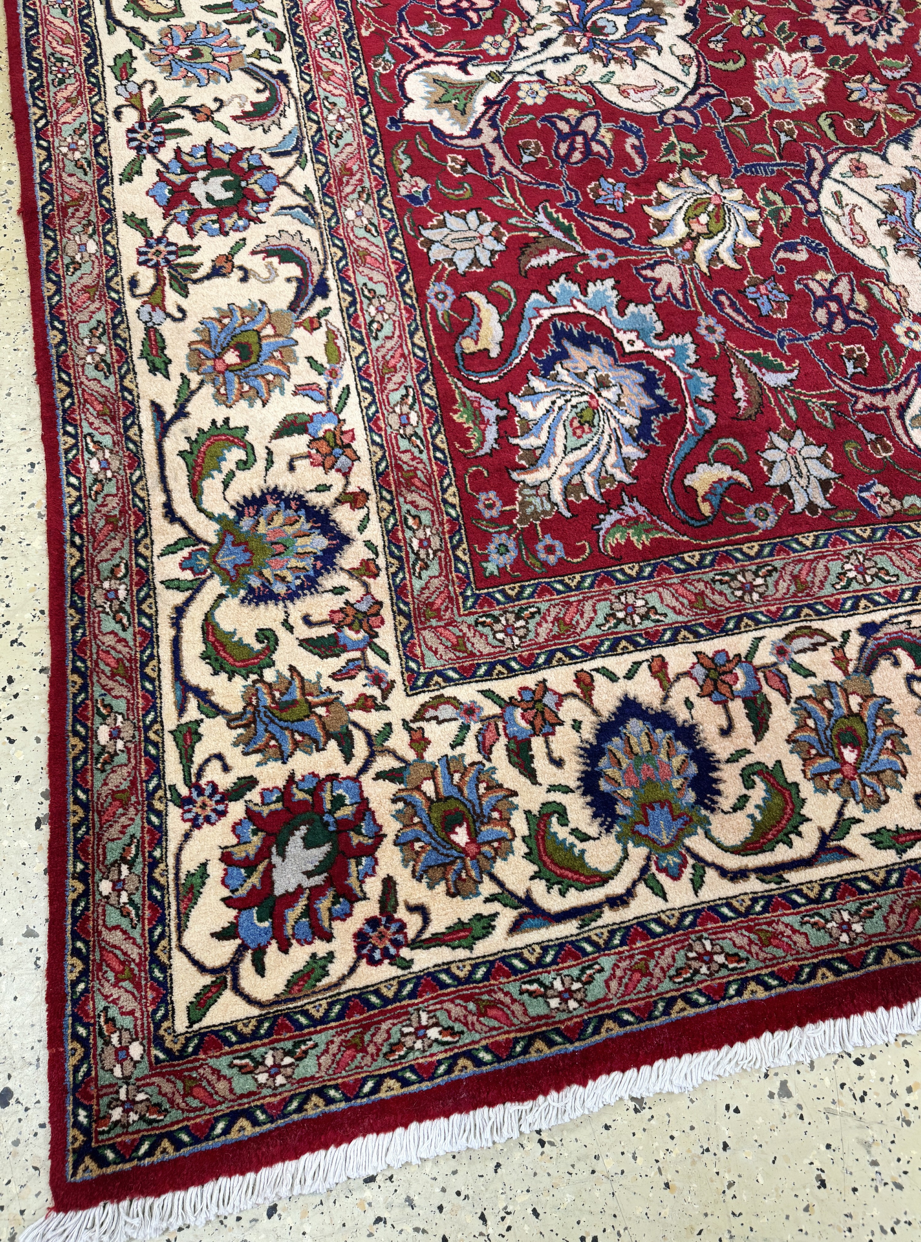 Detail g: Täbriz alt, Persien, Mitte 20.Jhd, Wolle auf Baumwolle, ca. 404 x 288 cm, EHZ: 2