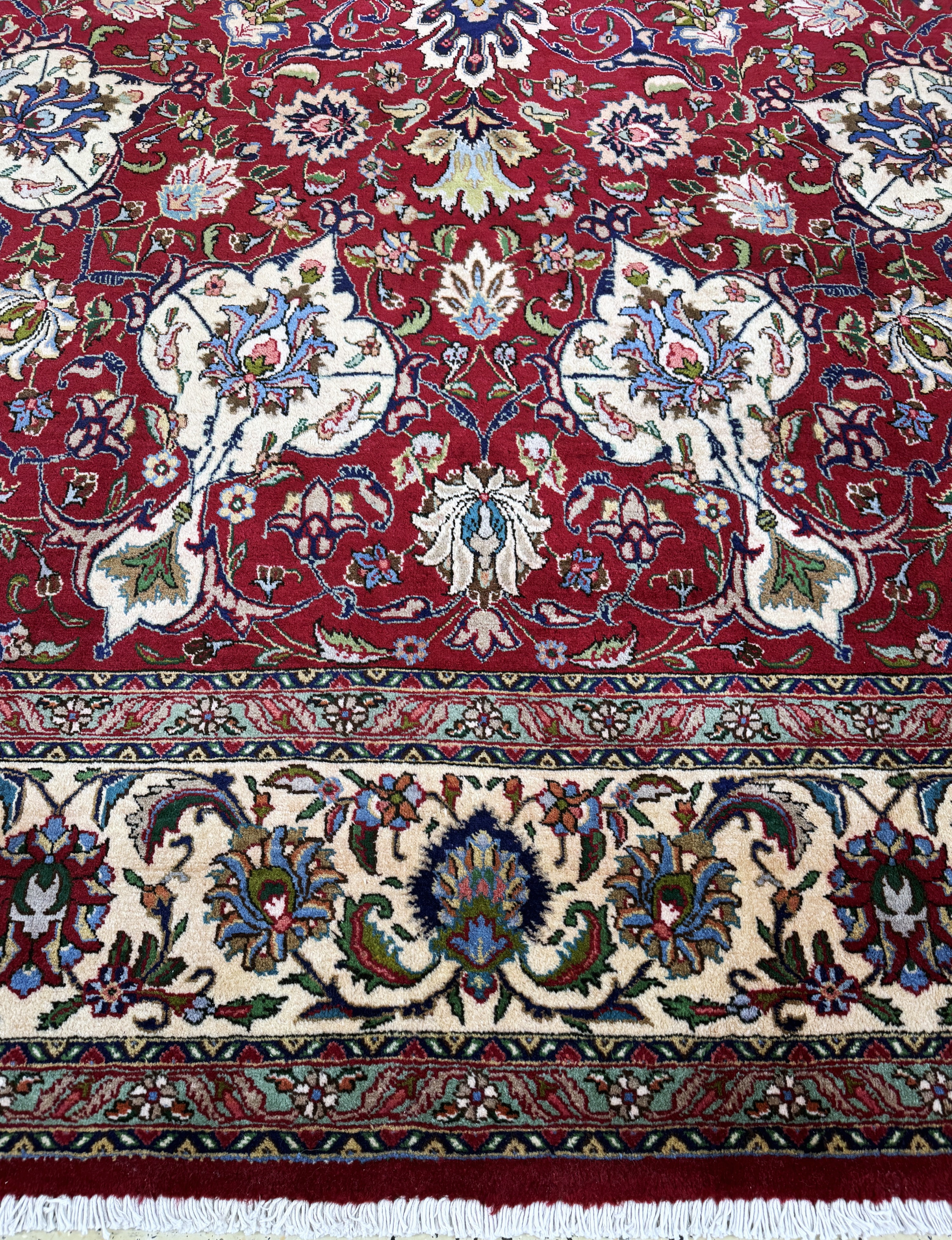 Detail h: Täbriz alt, Persien, Mitte 20.Jhd, Wolle auf Baumwolle, ca. 404 x 288 cm, EHZ: 2