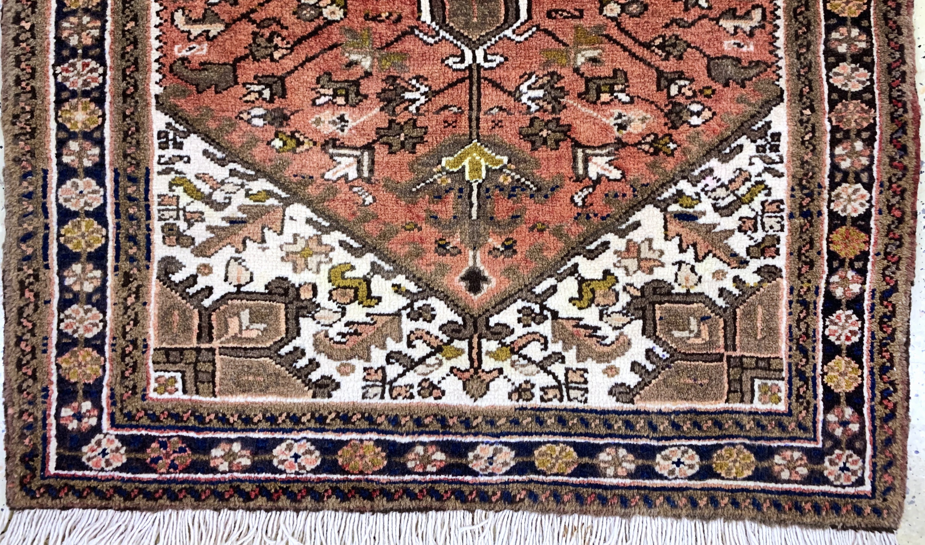 Detail c: Heriz alt, Persien, Mitte 20.Jhd, Wolle aufBaumwolle, ca. 147 x 101 cm, EHZ: 1-2