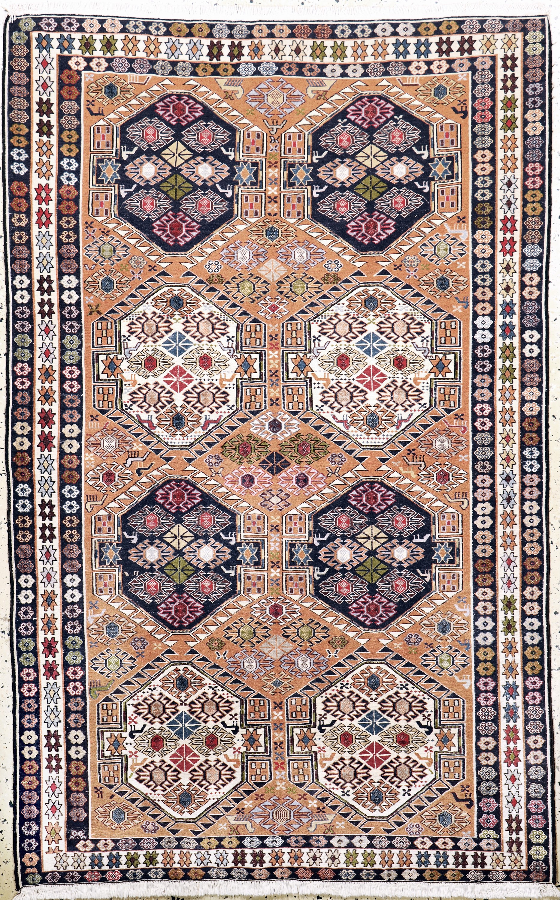 Sumakh, Azerbaijan, Ende 20.Jhd, Wolle auf Baumwolle, ca. 206 x 130 cm, EHZ: 1-2