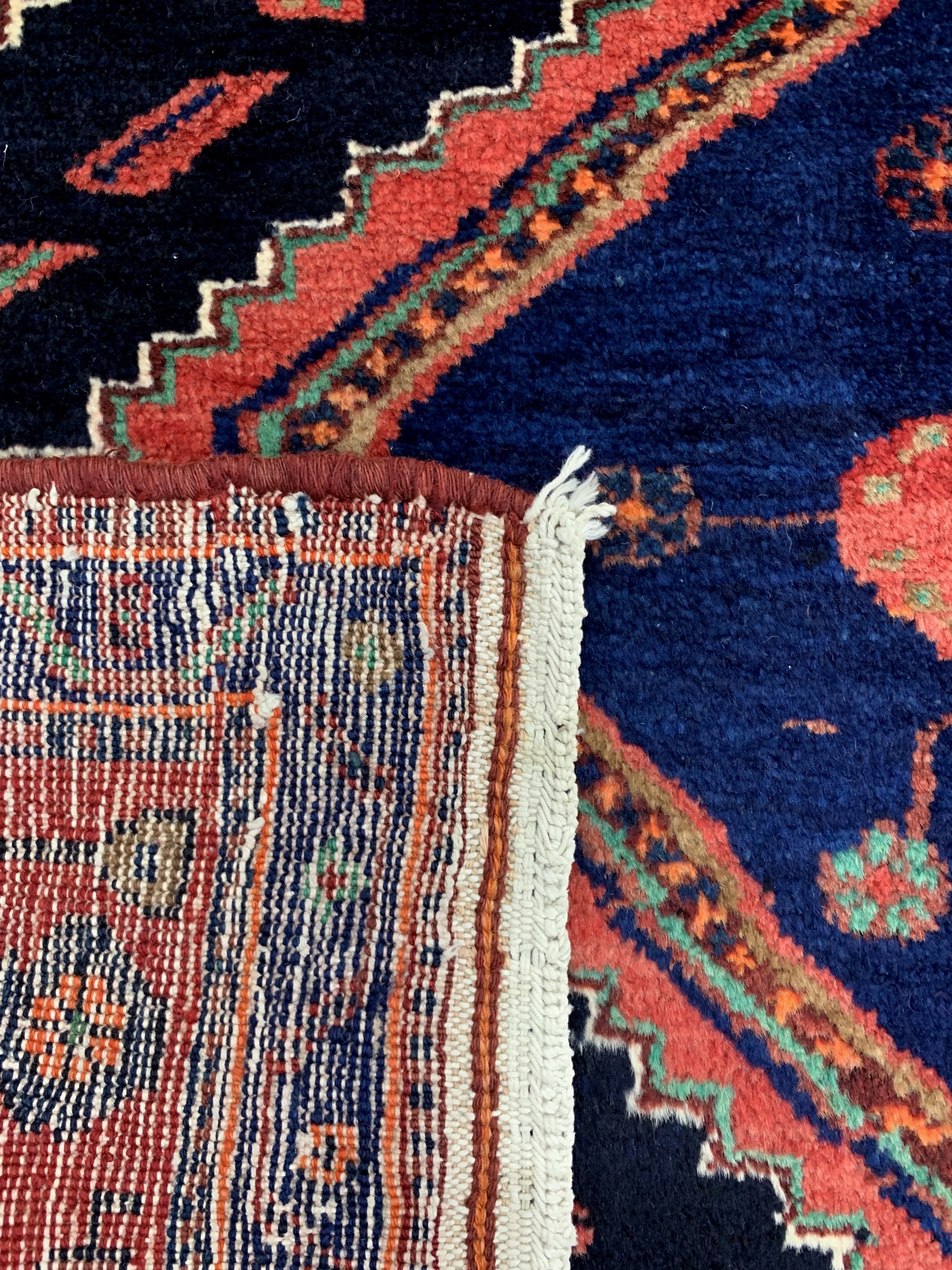 Detail e: Kordi alt, Persien, Mitte 20.Jhd, Wolle aufBaumwolle, ca. 299 x 145 cm, EHZ: 2
