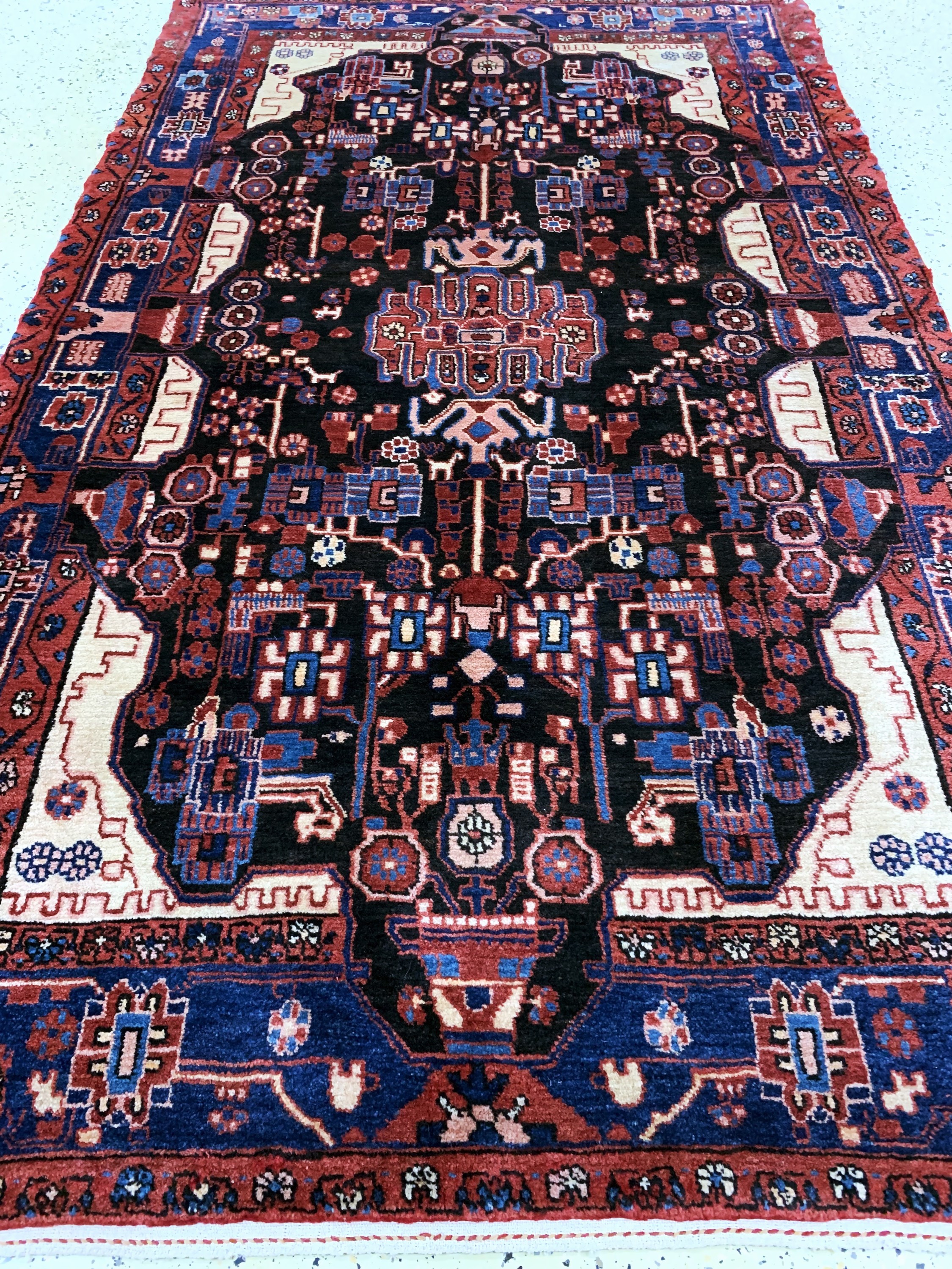 Detail d: Toyserkan, Persien, Mitte 20.Jhd, Wolle aufBaumwolle, ca. 245 x 145 cm, EHZ:(nahezu neuwertig)