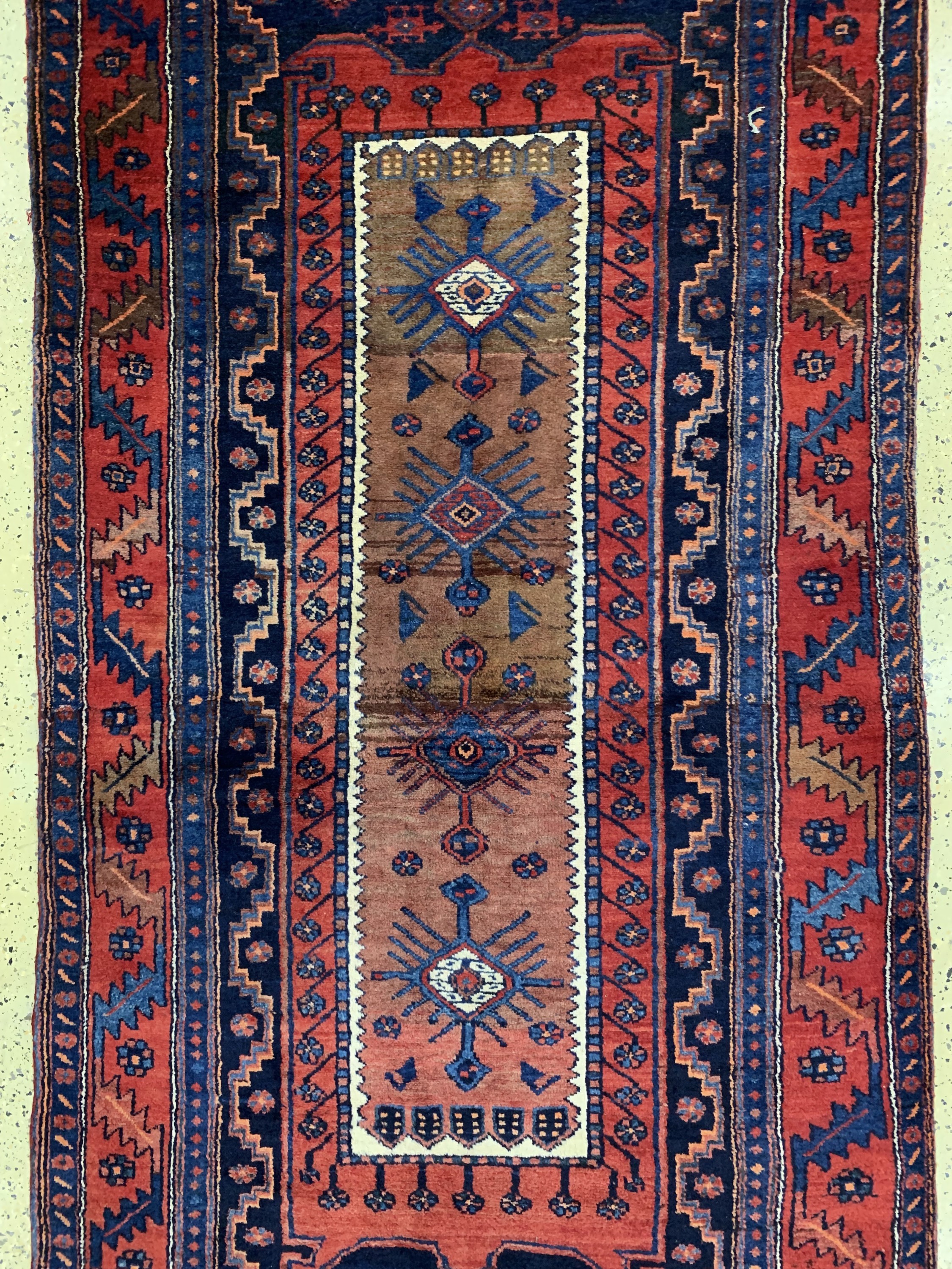 Detail b: Kordi alt, Persien, Anfang 20.Jhd, Wolle auf Wolle, ca. 440 x 128 cm, EHZ: 2