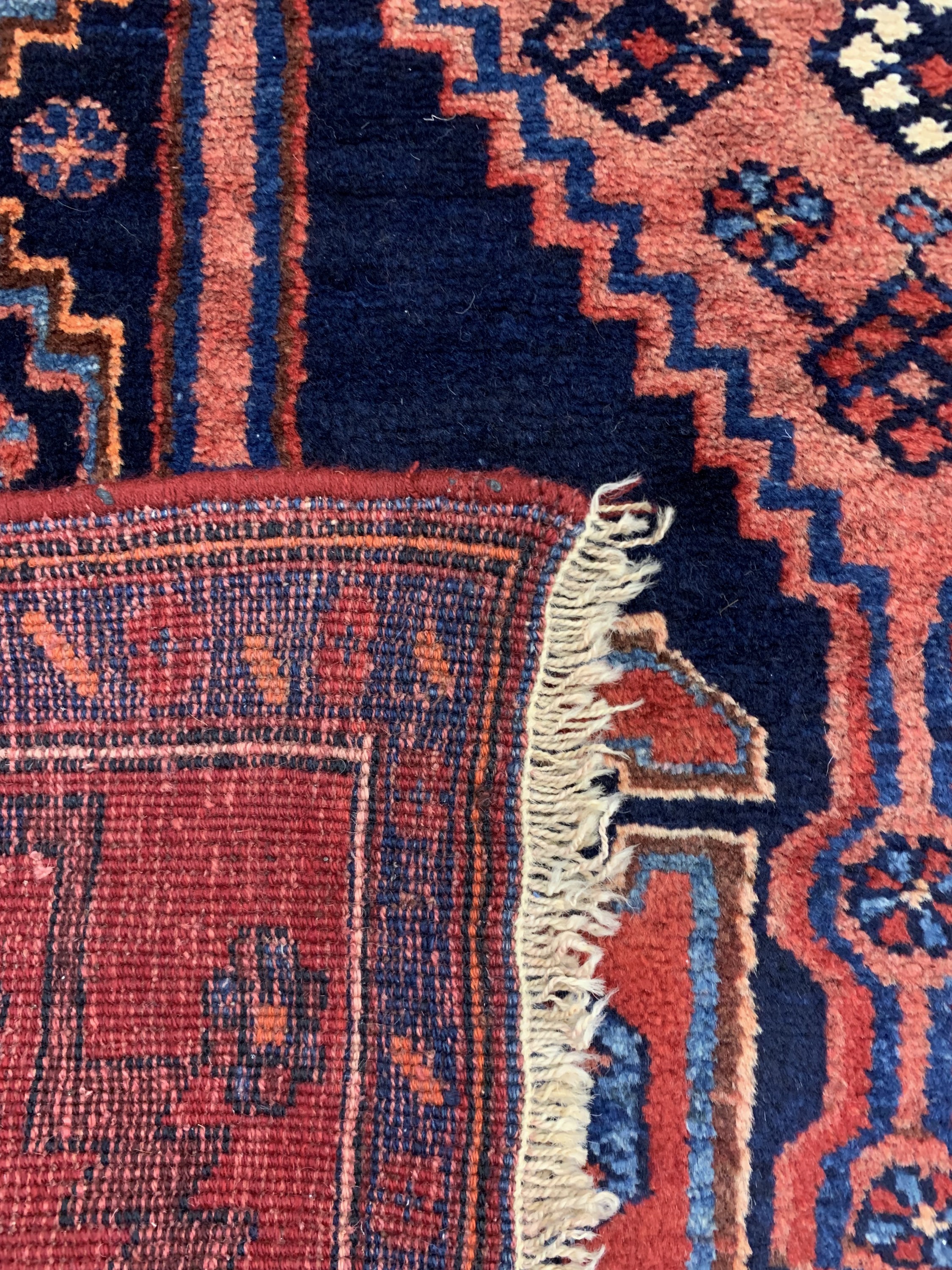 Detail e: Kordi alt, Persien, Anfang 20.Jhd, Wolle auf Wolle, ca. 440 x 128 cm, EHZ: 2