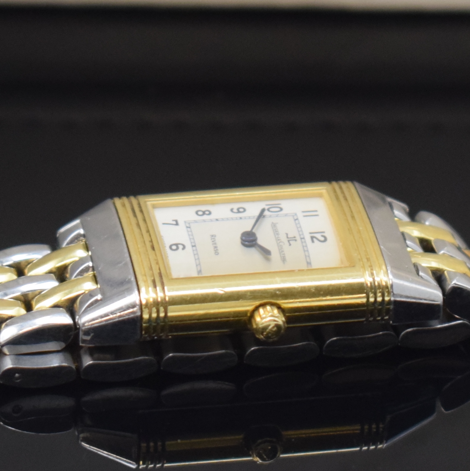 Detail c: Jaeger-LeCoultre Reverso Damenarmbanduhr in Stahl und GG 750/000 Referenz 260.5.08, Schweiz verk. lt. beil. Garantie 11/1991, quarz, um 180 Grad ...