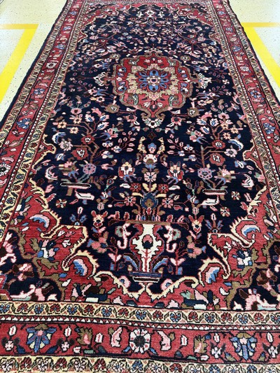 26857201f - Sarogh, Persien, Mitte 20.Jhd, Wolle auf Baumwolle, ca. 325 x 167 cm, EHZ: 1-2 ...