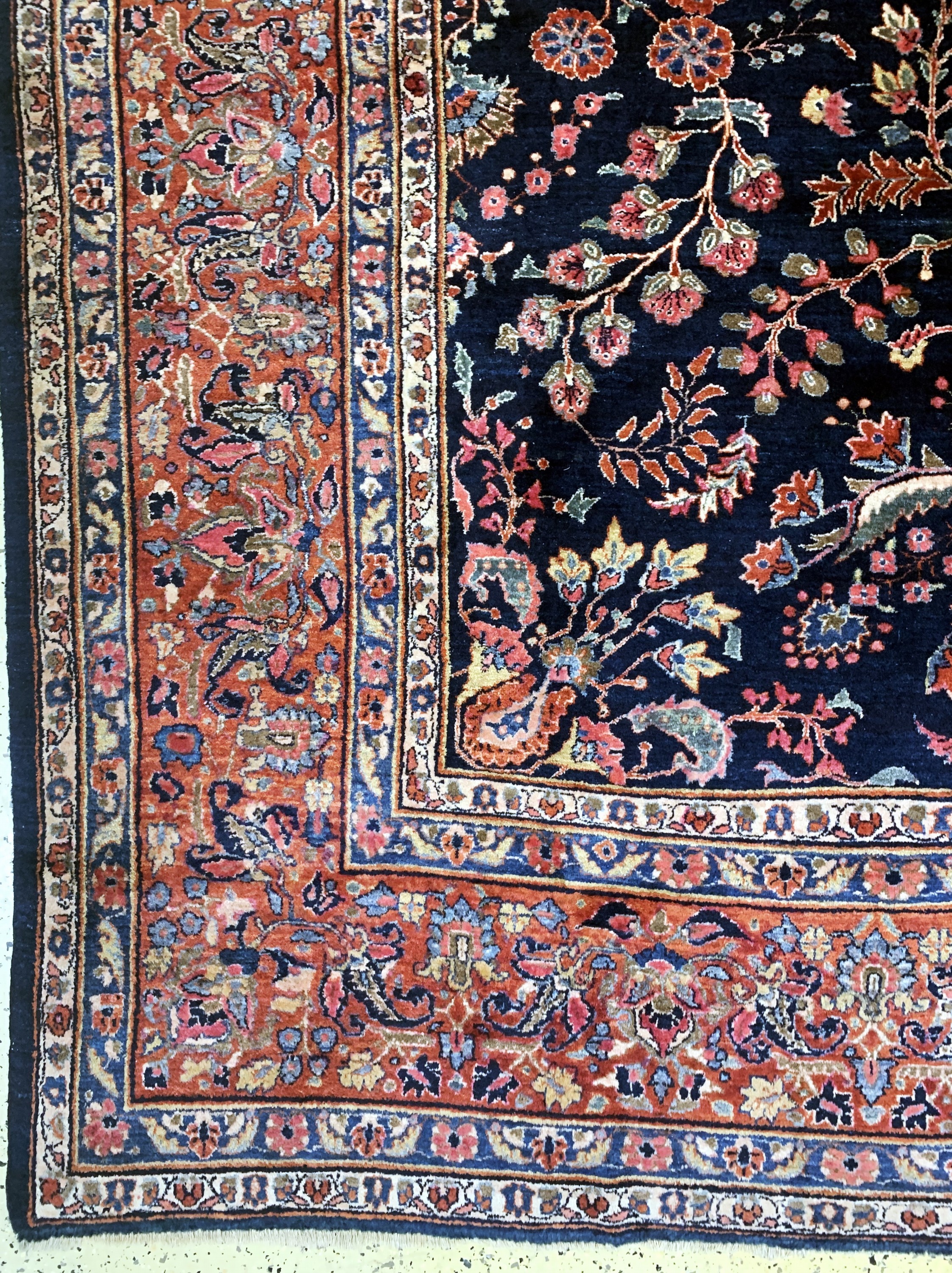 Detail b: Sarogh Us-Re Import, Persien, um 1920, Wolle auf Baumwolle, ca. 410 x 313 cm, EHZ: 2,reinigungsbedürftig