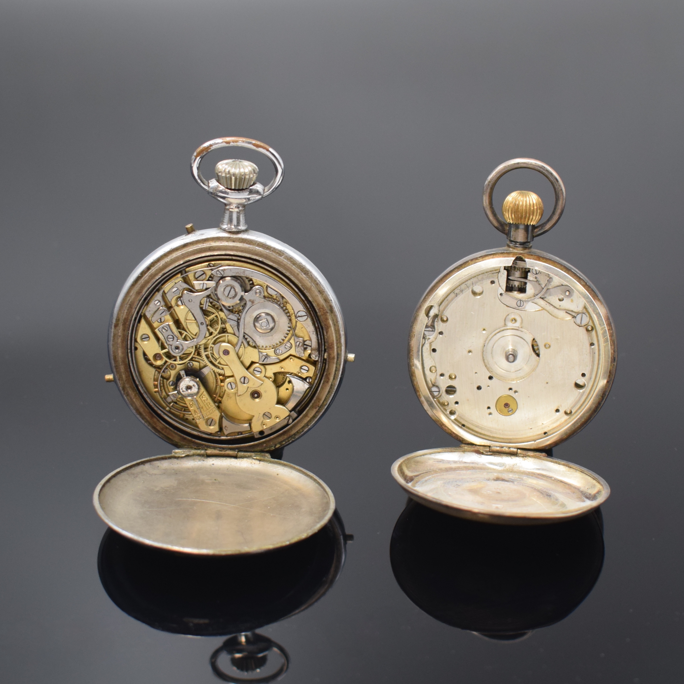 Detail c: Taschenuhrwerk mit 1/4-Repetition und Chronograph und 2 weitere Taschenuhren, Schweiz um 1890 - 1930, Kronenaufzug, 1.) verg. Werk m. 1/4-Rep., ...