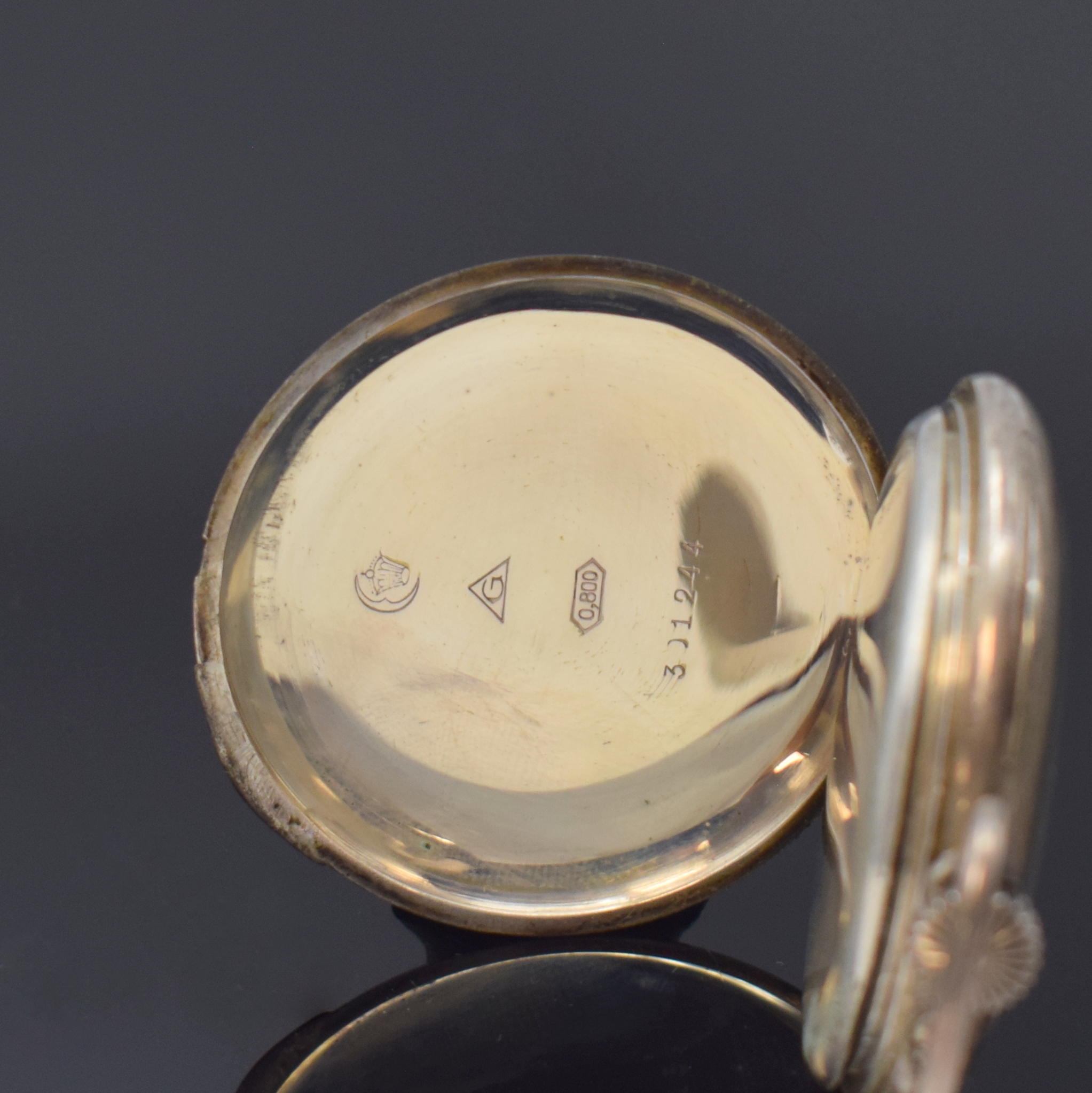 Detail b: MARTIN WINKLER/Deutsche Präzisions-UhrenfabrikGlashütte e.G.m.b.H. offene Silbertaschenuhr, Deutschland um 1926, glattes Lucia-Geh., ...
