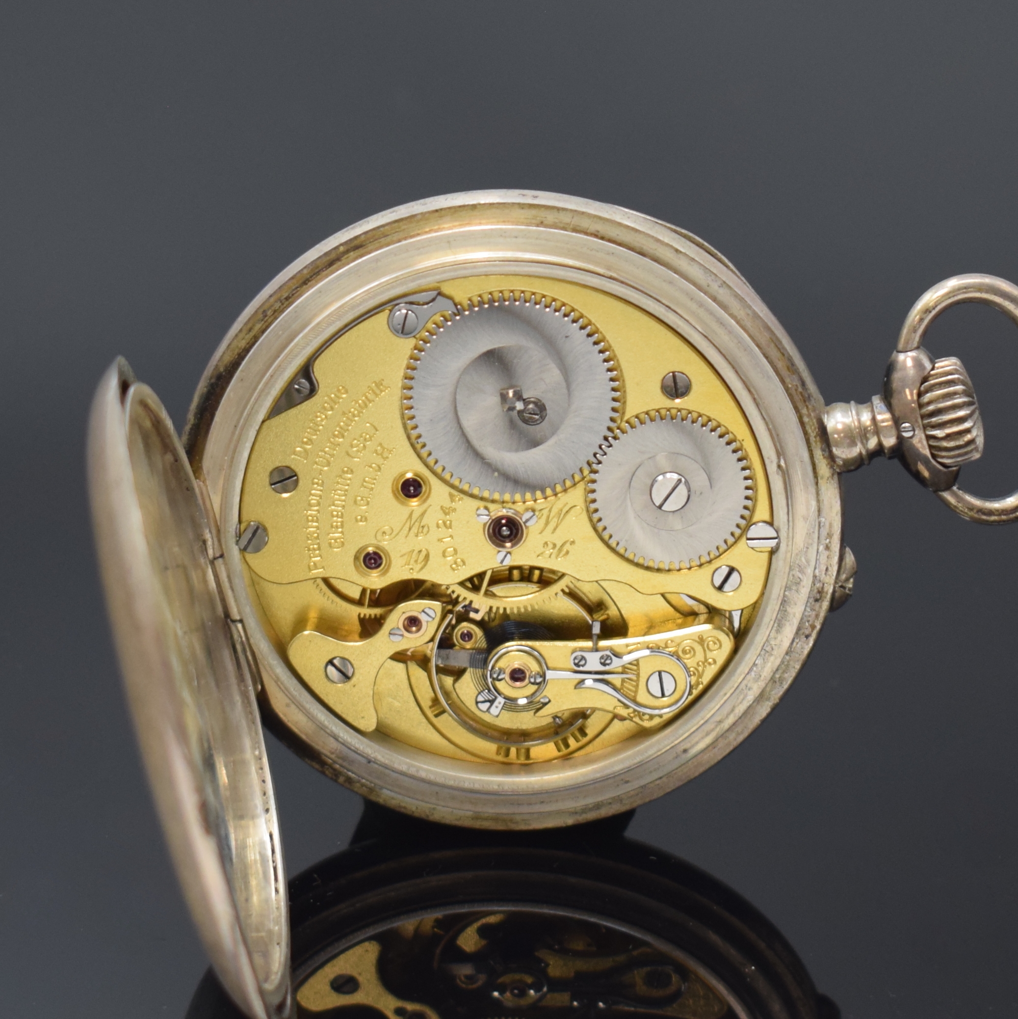Detail e: MARTIN WINKLER/Deutsche Präzisions-UhrenfabrikGlashütte e.G.m.b.H. offene Silbertaschenuhr, Deutschland um 1926, glattes Lucia-Geh., ...