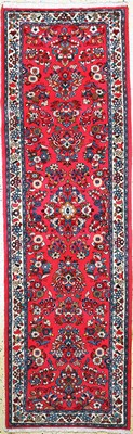 Image Sarogh, Persien, Neuwertig, Wolle auf Baumwolle, ca. 292 x 89 cm Schätzpreis: 990, ...