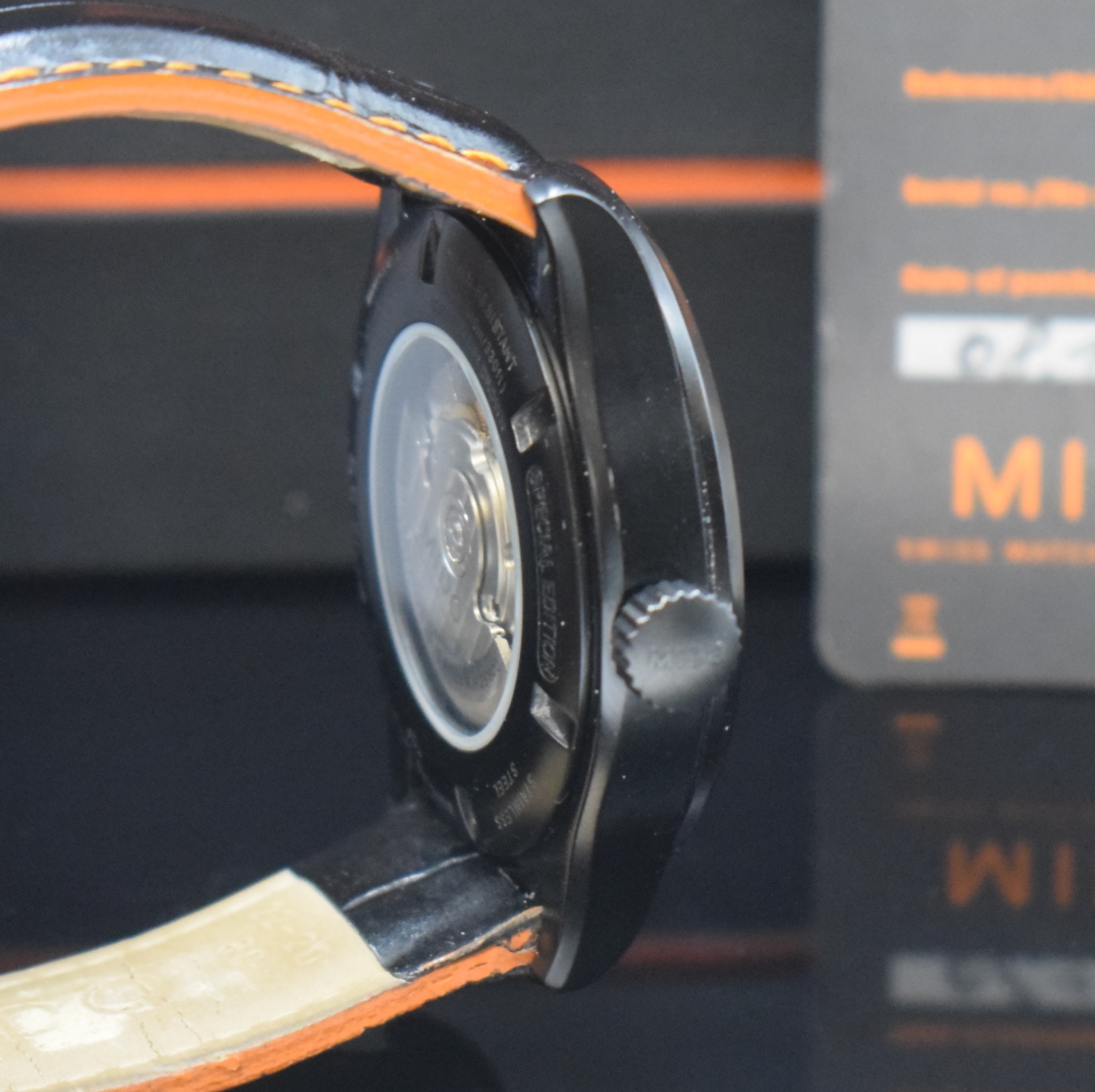 Detail c: MIDO Herrenarmbanduhr Multifort Referenz M005430 A, Automatik, schwarz beschichtetes Edelstahlgeh. inkl. orig. Lederband m. dopp. Faltschl., ...