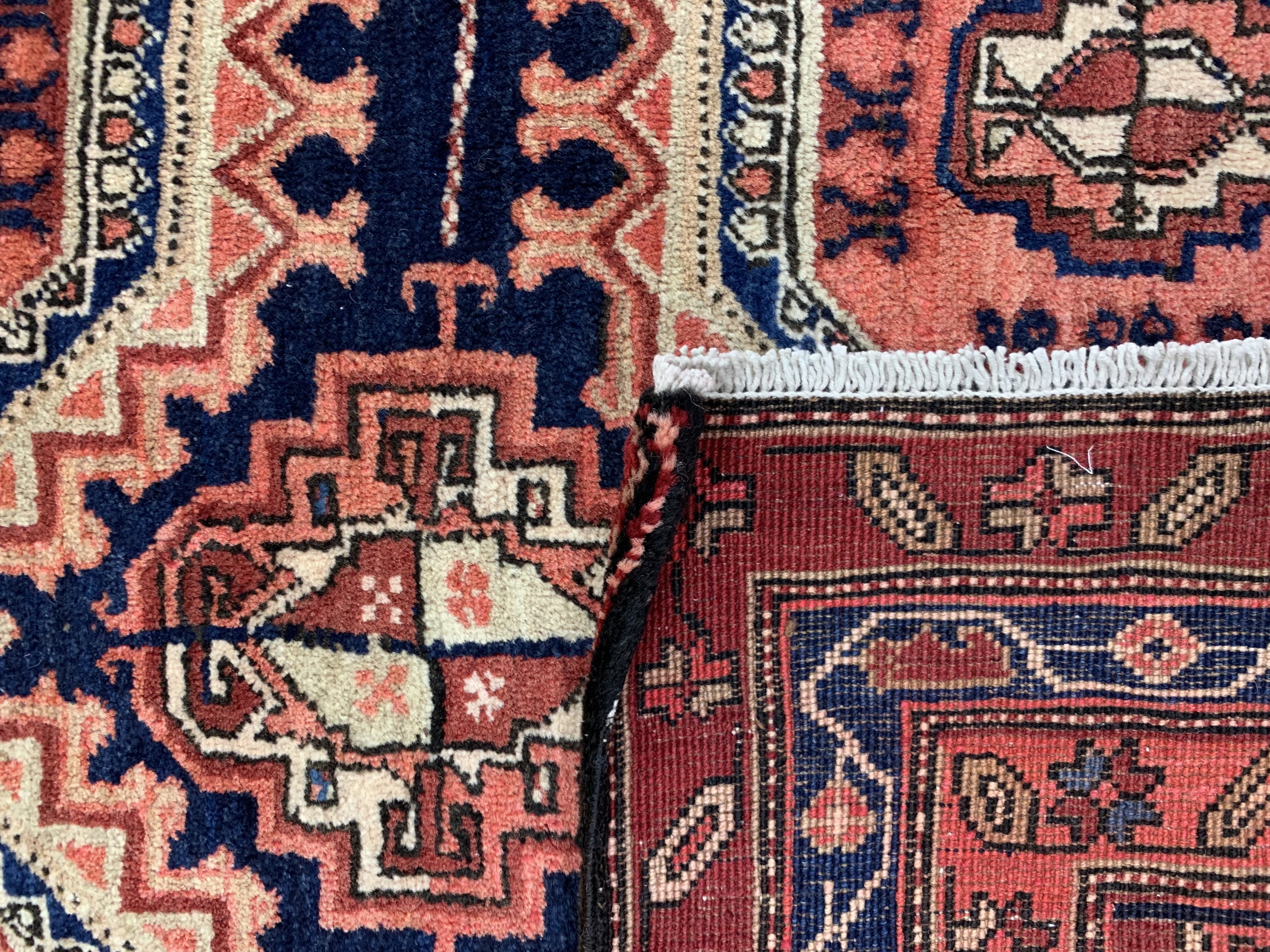 Detail f: Meschgin alt, Persien, Mitte 20.Jhd, Wolle auf Baumwolle, ca. 357 x 124 cm, EHZ: 1-2