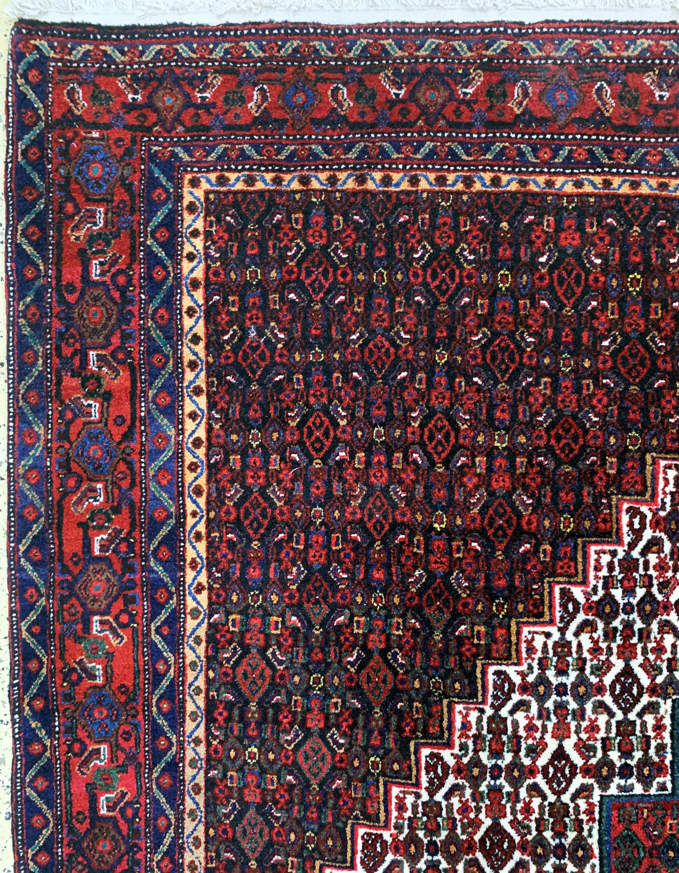 Detail d: Senneh fein, Persien, Mitte 20.Jhd, Wolle auf Baumwolle, ca. 330 x 204 cm, EHZ: 1-2